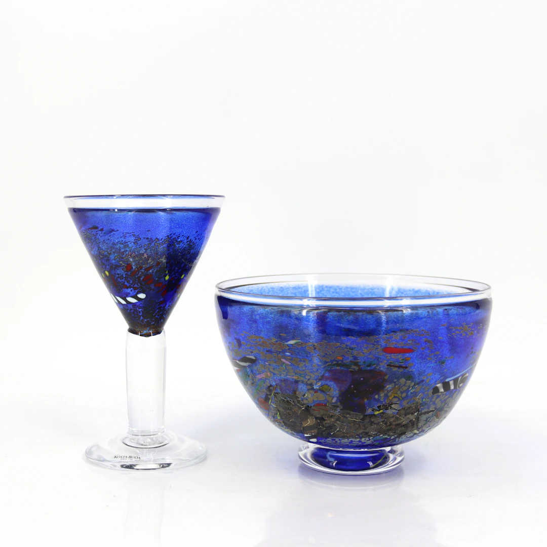 BERTIL VALLIEN. Pokalglas och skål, 2 delar, "Satellite", Kosta Boda.