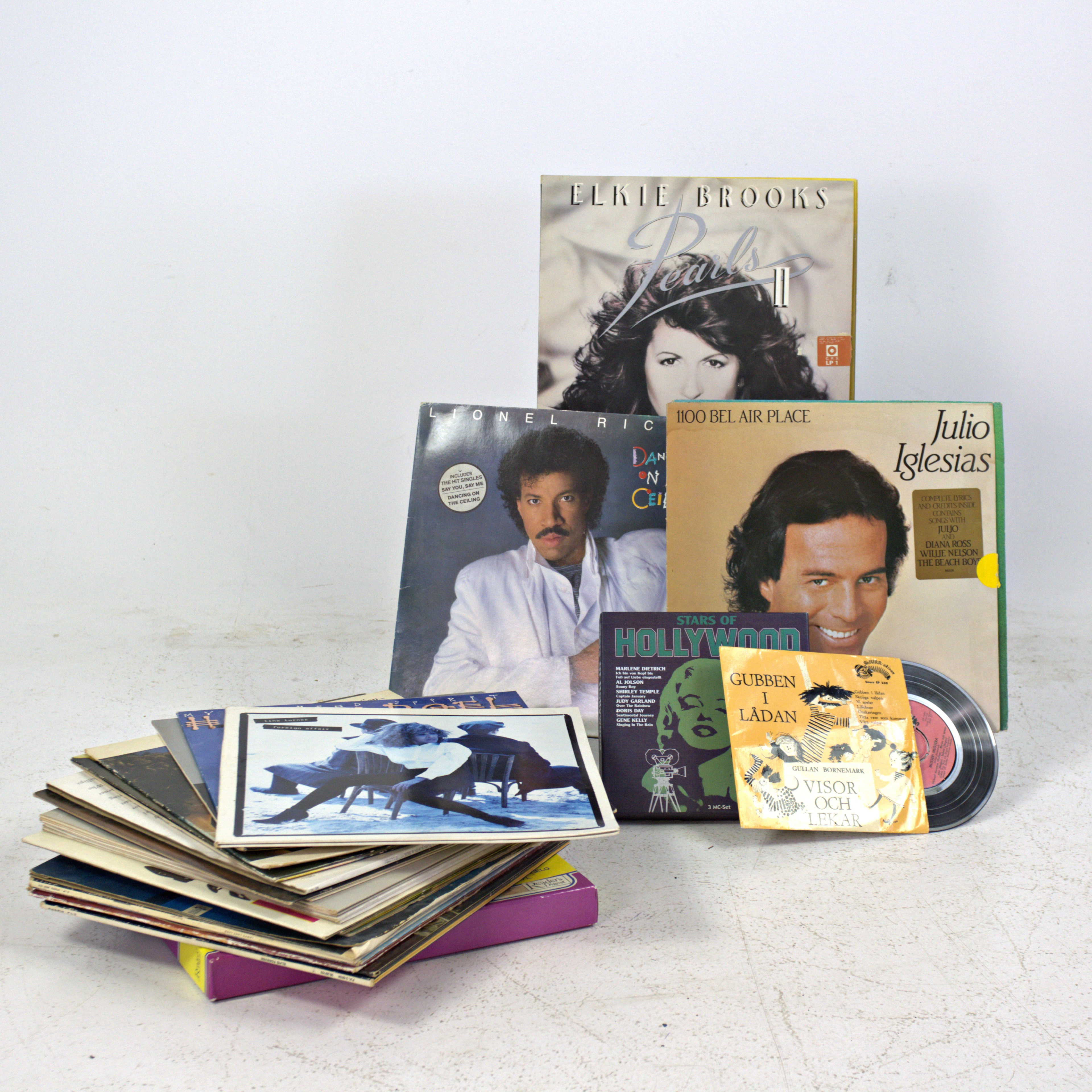 PARTI VINYLSKIVOR, Svenskt och utländskt, ca 30 st.