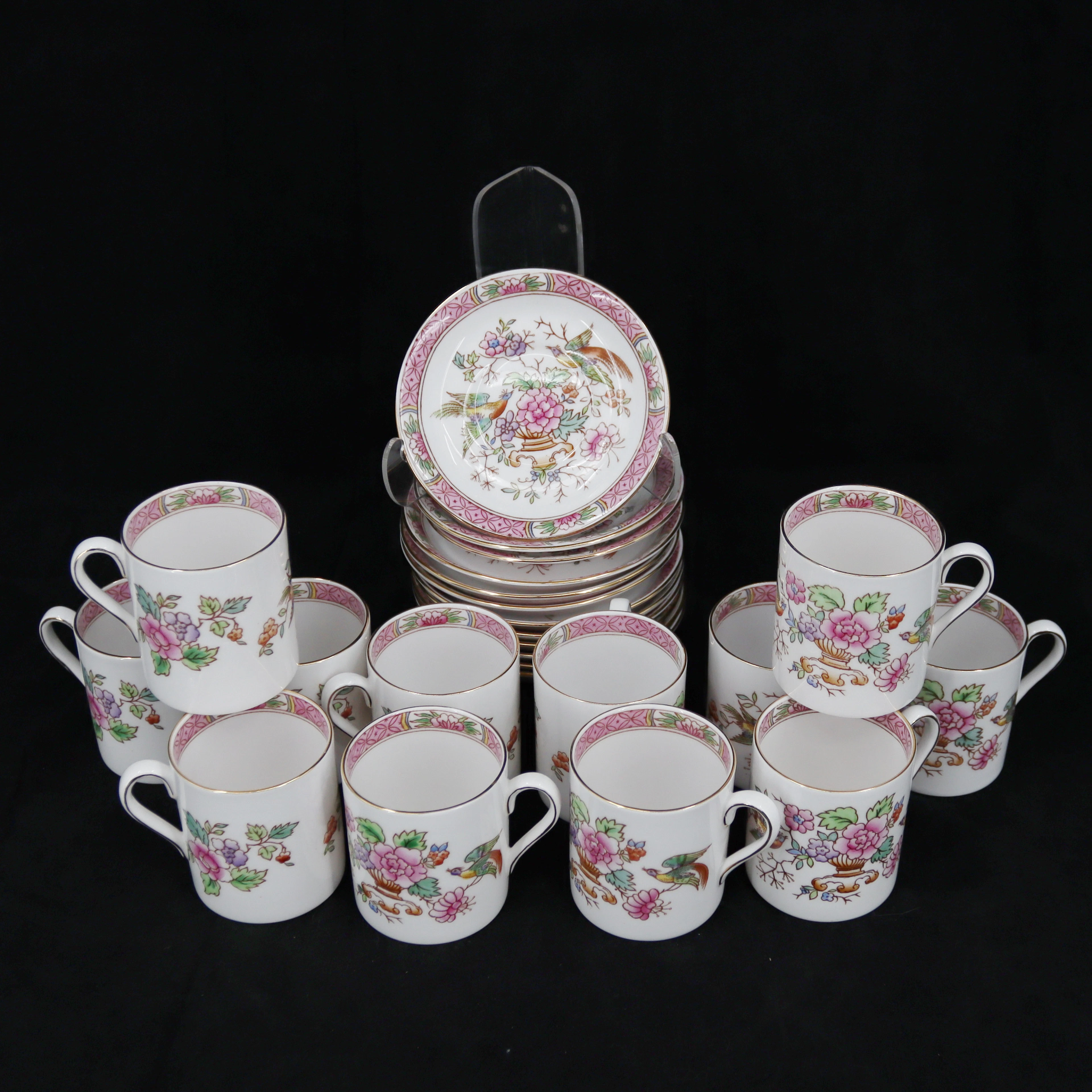 KAFFESERVIS, 24 delar, "Royal Tuscan", Wedgewood, England.