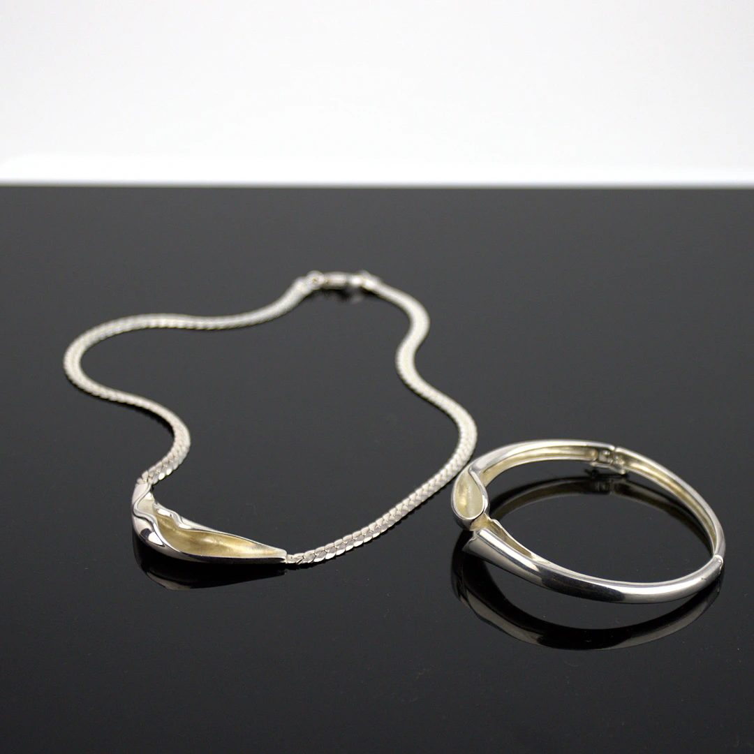 HALSBAND och ARMBAND, sterlingsilver, Li Ljung Design & Smycken, Lund, nutida.