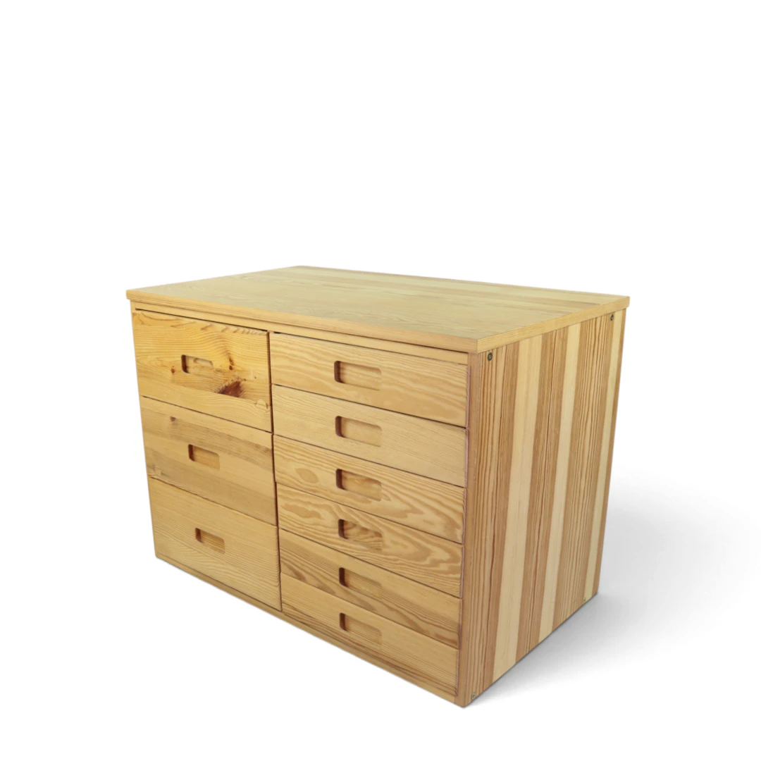 BYRÅ, "Uffe", nio lådor, furu, IKEA, 1980-tal.