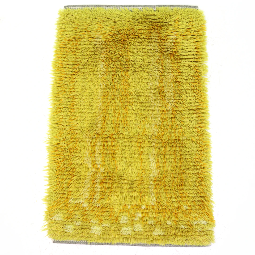 RYAMATTA, gula färgtoner, ca 97 x 58 cm.