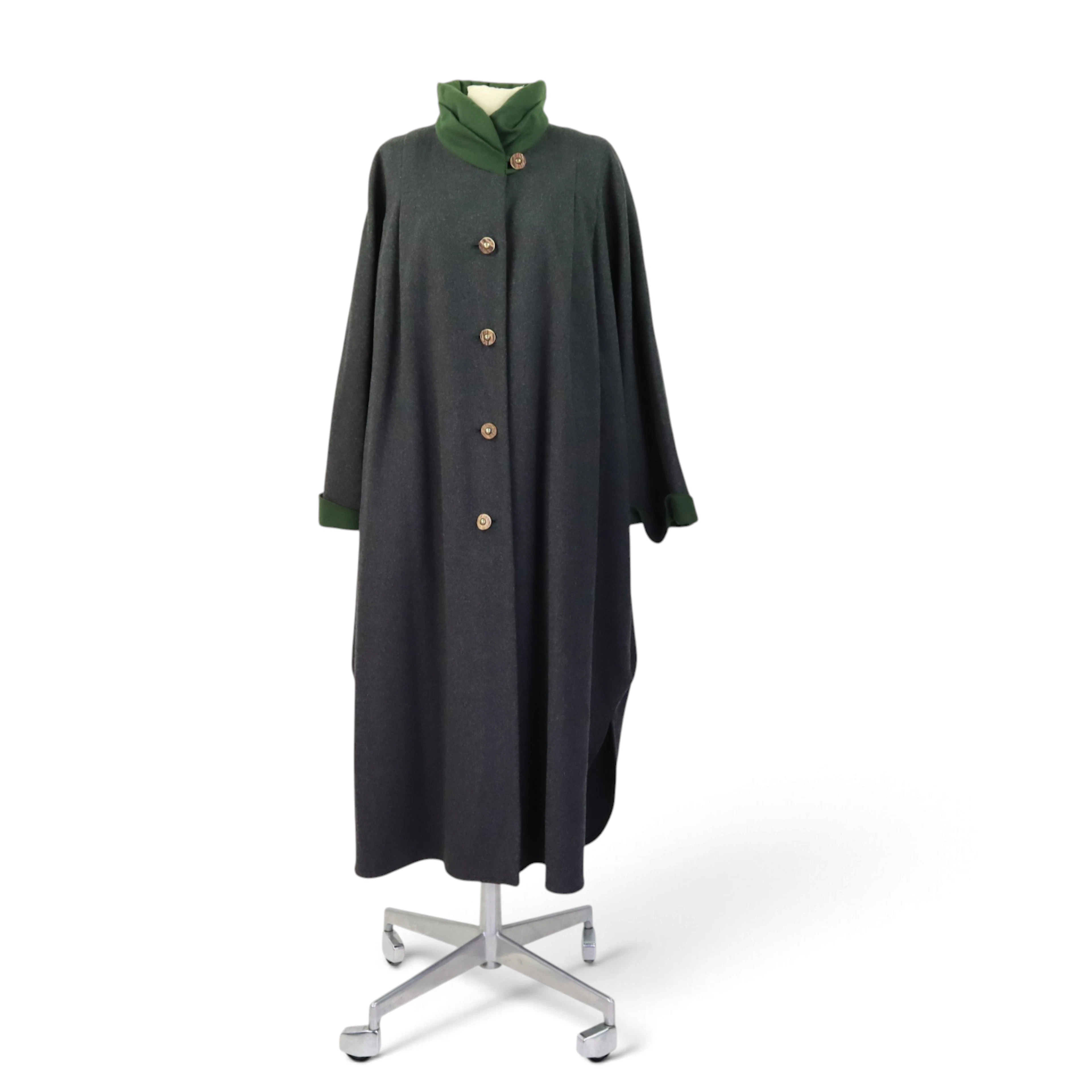 KAPPA/CAPE, 100% ull, uppskattad stl L, Loden selection, Saltzbburg, Österrike.