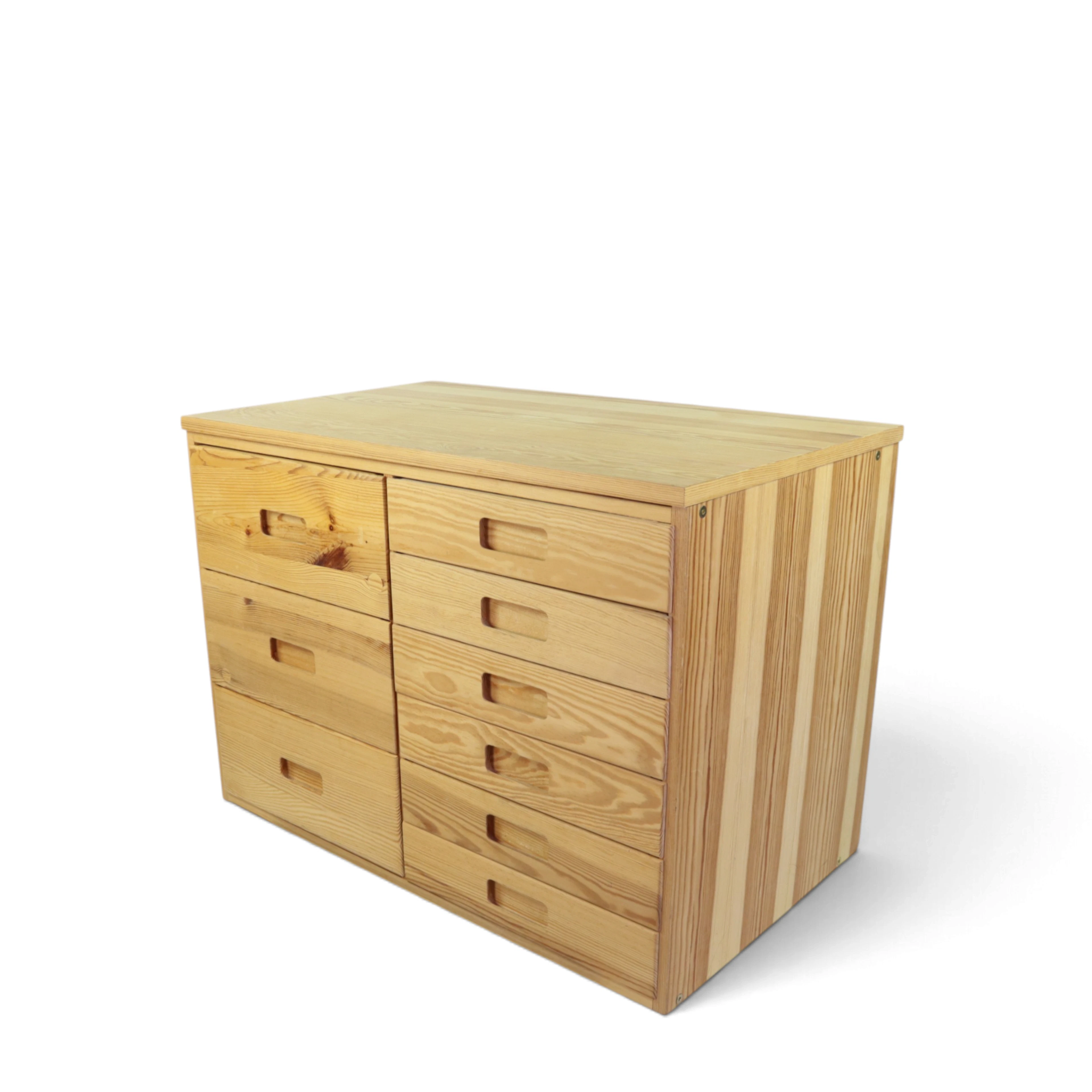 BYRÅ, "Uffe", nio lådor, furu, IKEA, 1980-tal.