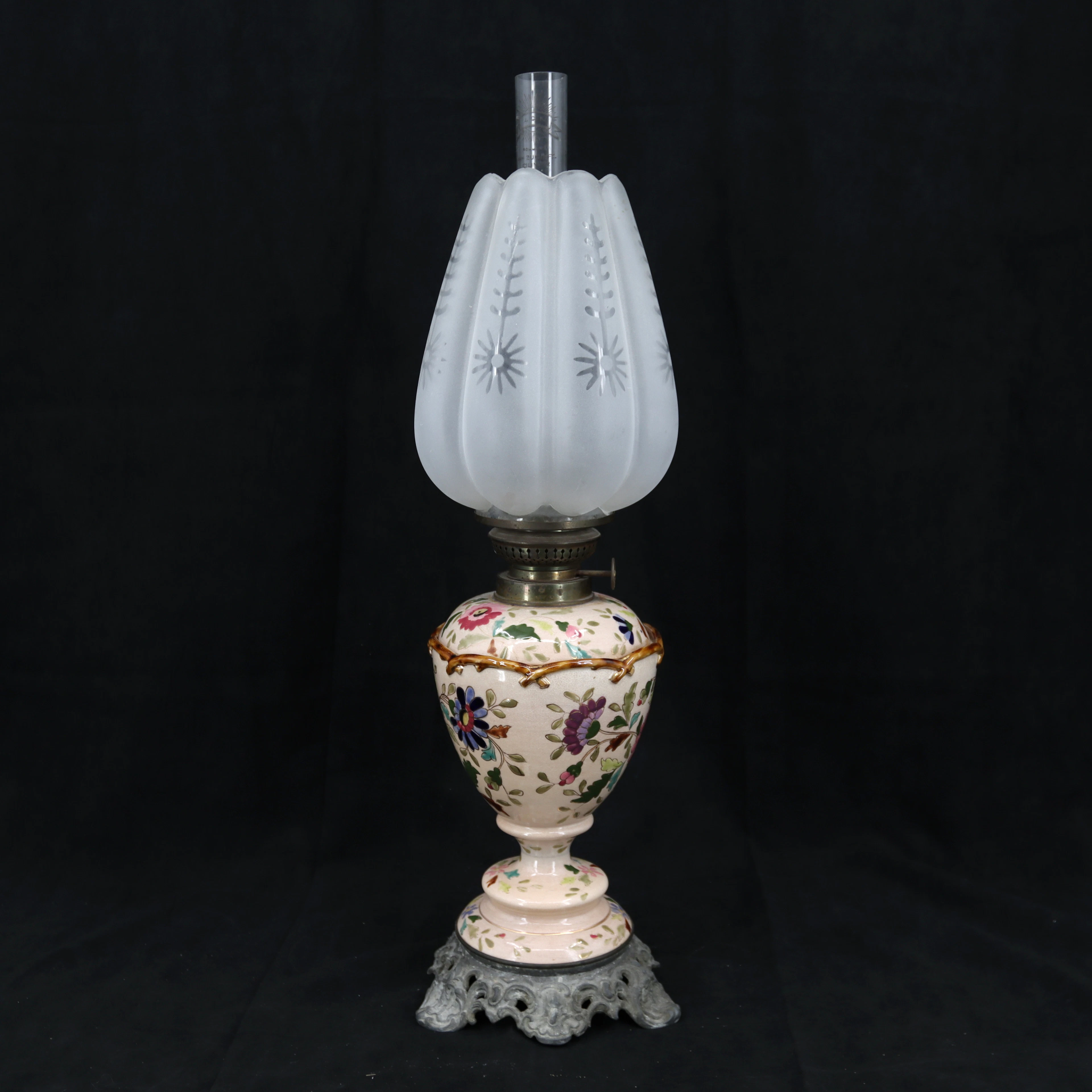 BORDSFOTOGENLAMPA, fot av metall, behållare av glas resp porslin