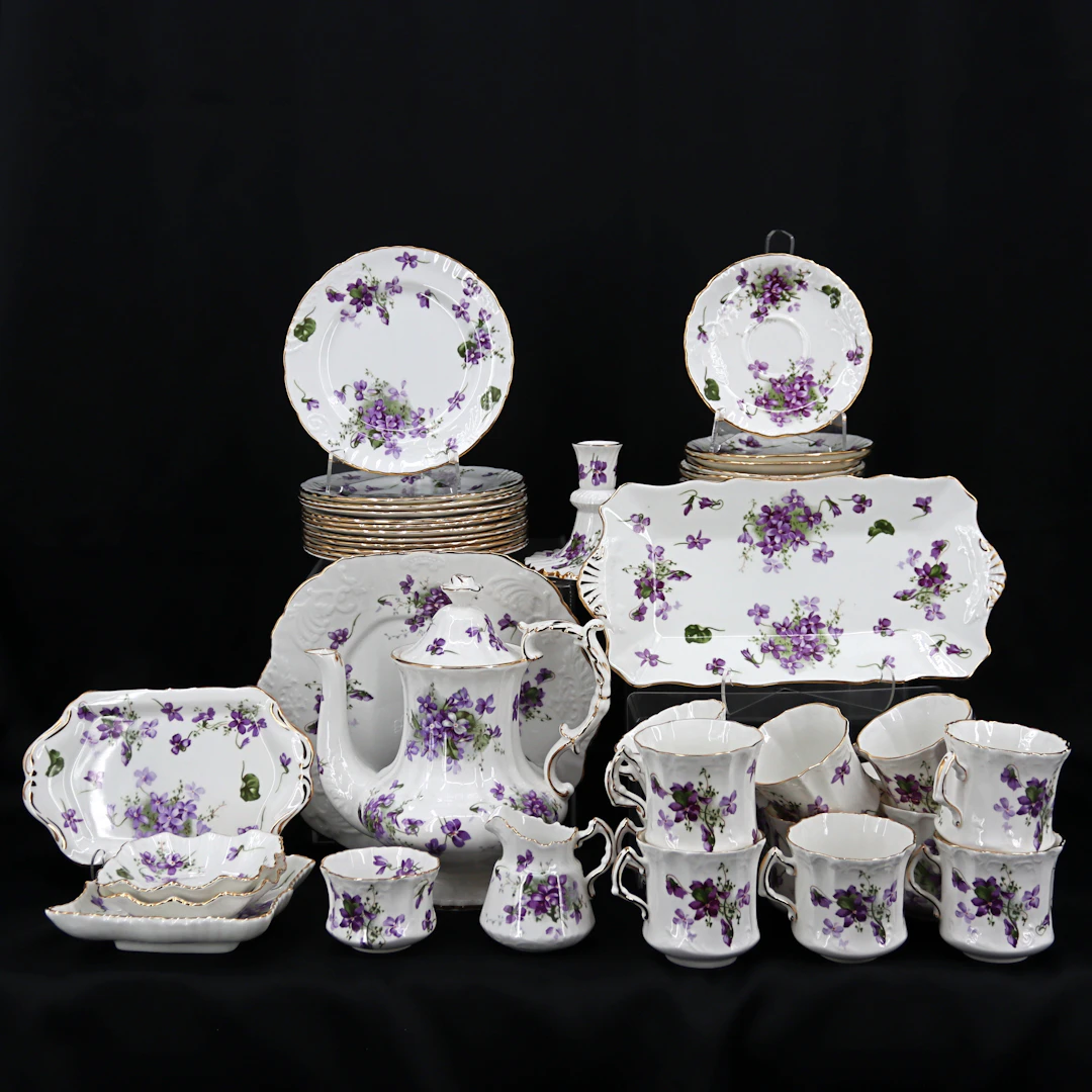 KAFFESERVIS, 51 delar, "Victorian Violets", benporslin, Hammersley, England.