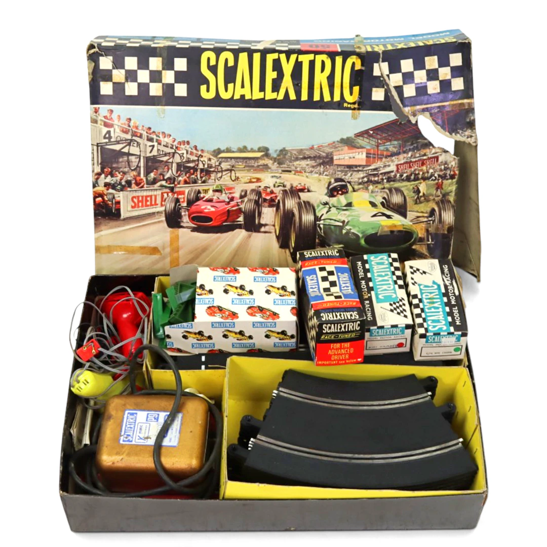 BILBANA samt BILAR, Scalextric, 1960/70-tal.