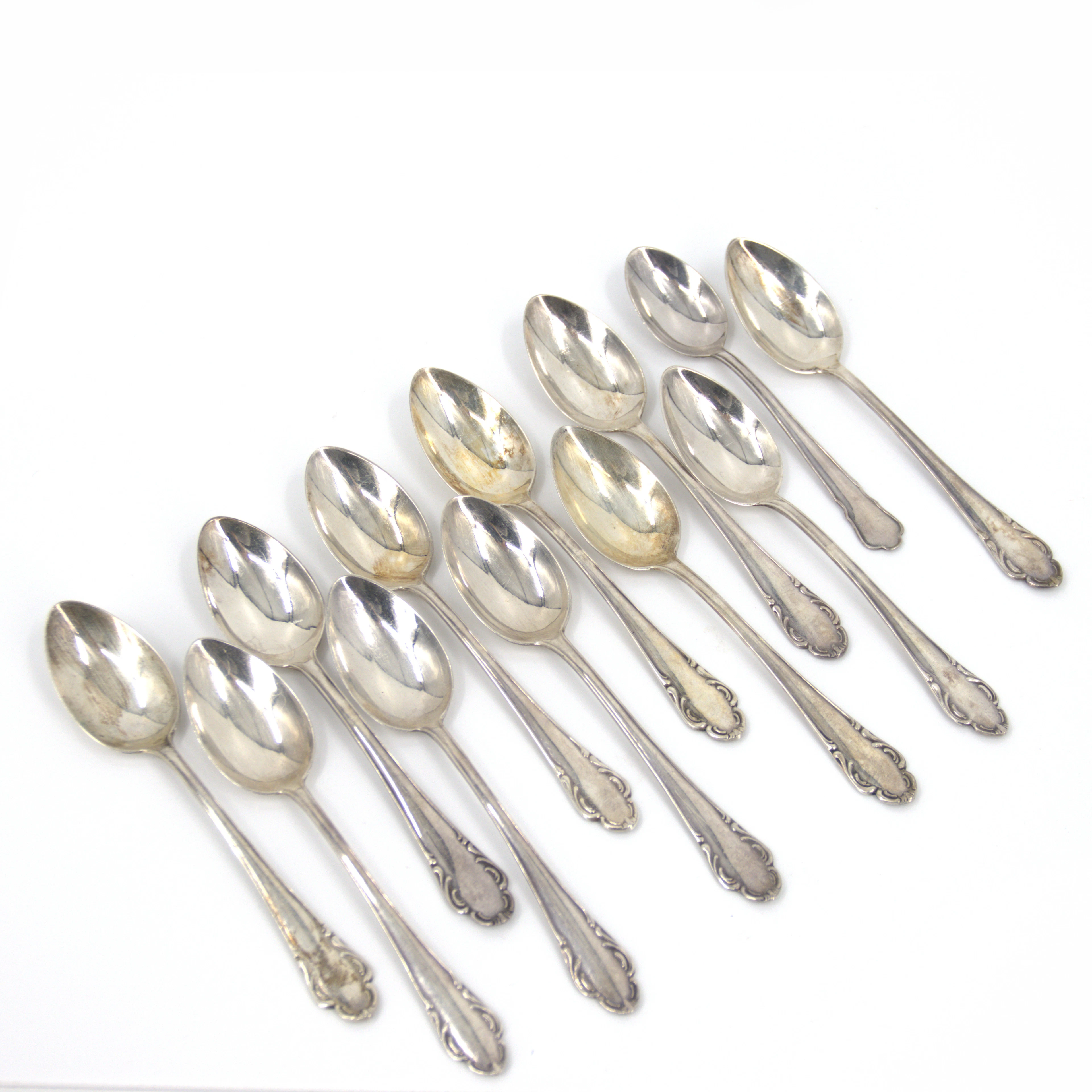 KAFFESKEDAR 11+1 st. "Haga" resp. "Disa", silver, 1950-tal.