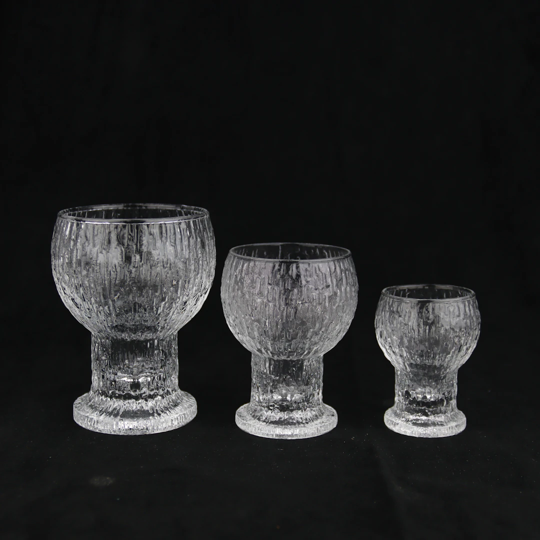 TIMO SARPANEVA. Glasservis, 37 delar, "Kekkerit", glas, Iittala, Finland.