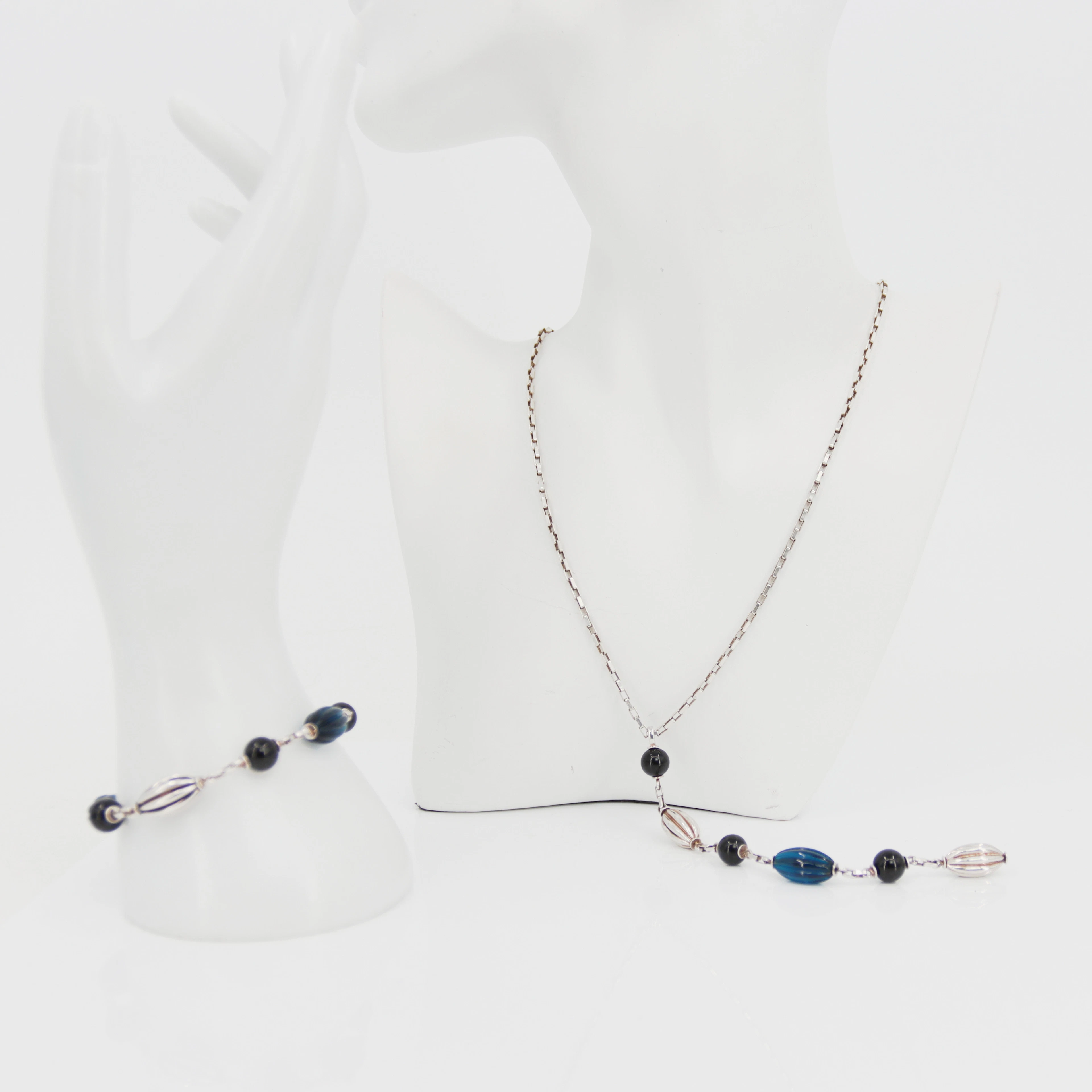 ESPRIT. Halsband och armband, sterlingsilver, blå och svarta stenar/pärlor
