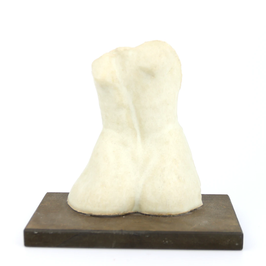 ICLAS ANDRÉASON. Skulptur, kvinnlig torso, glaserad stengods, 102/180