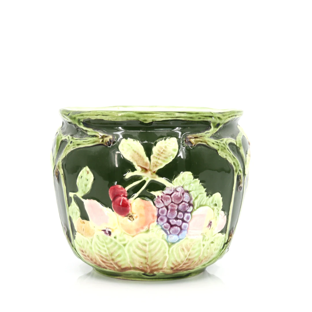 YTTERFODER, majolika, porslin, 1900-tal.