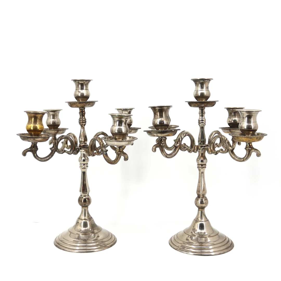 KANDELABRAR, ett par, nysilver, delbara, 1900-tal.