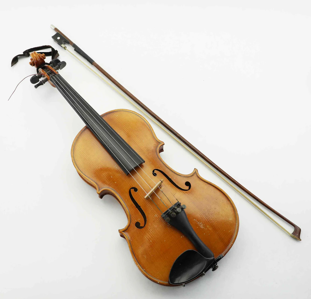 FIOL med stråke, stradivariuskopia, 1900-tal.