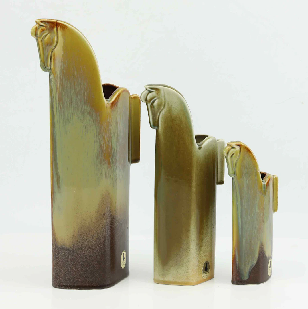 CHRISTINA PRÆSTGAARD. Vaser, 3 st , glaserad keramik, "Pampas vilda