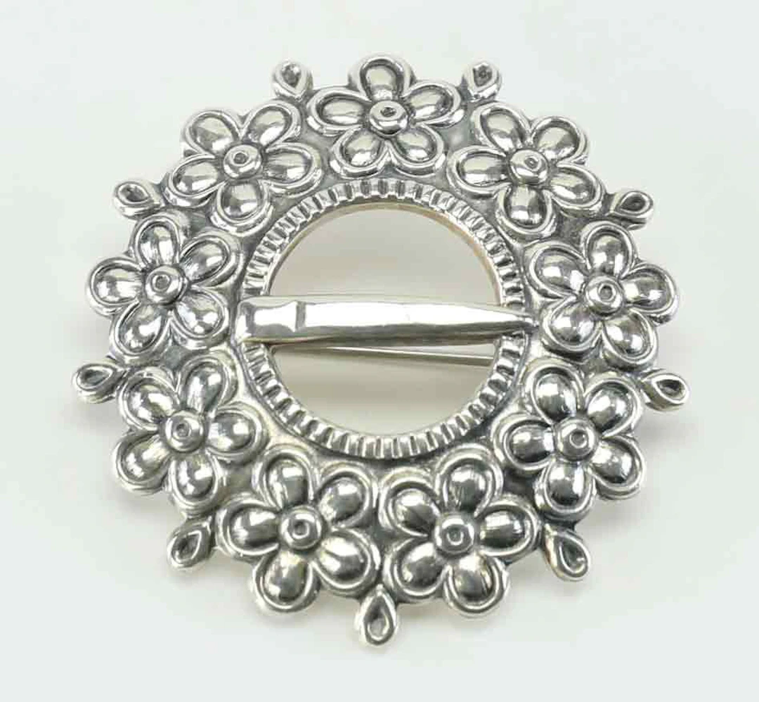 BROSCH, silver 925, "Loviisan solki", Kalevala.