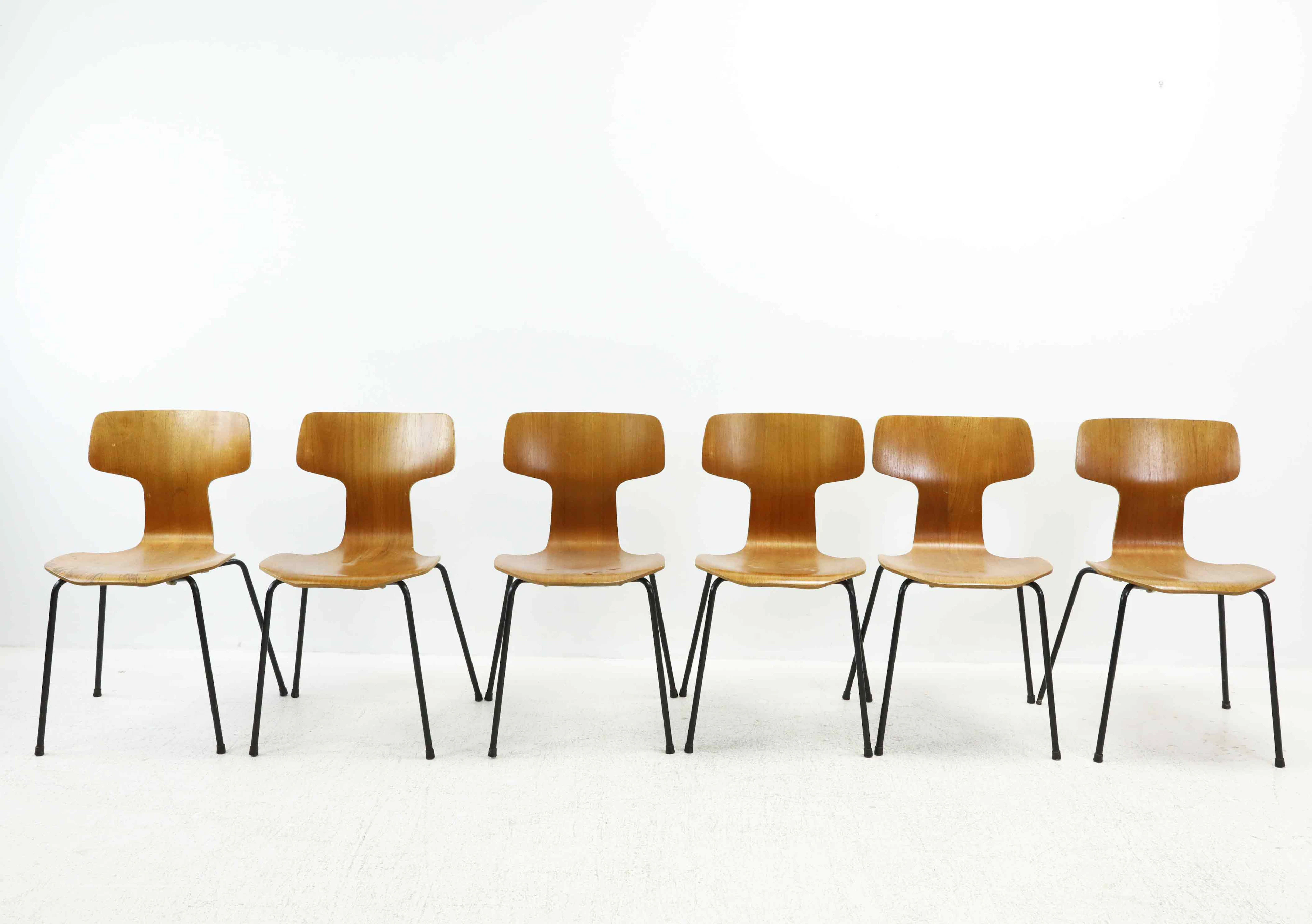 ARNE JACOBSEN. stolar, 6 st, "T-stolen", Modell 3103, Fritz Hansen