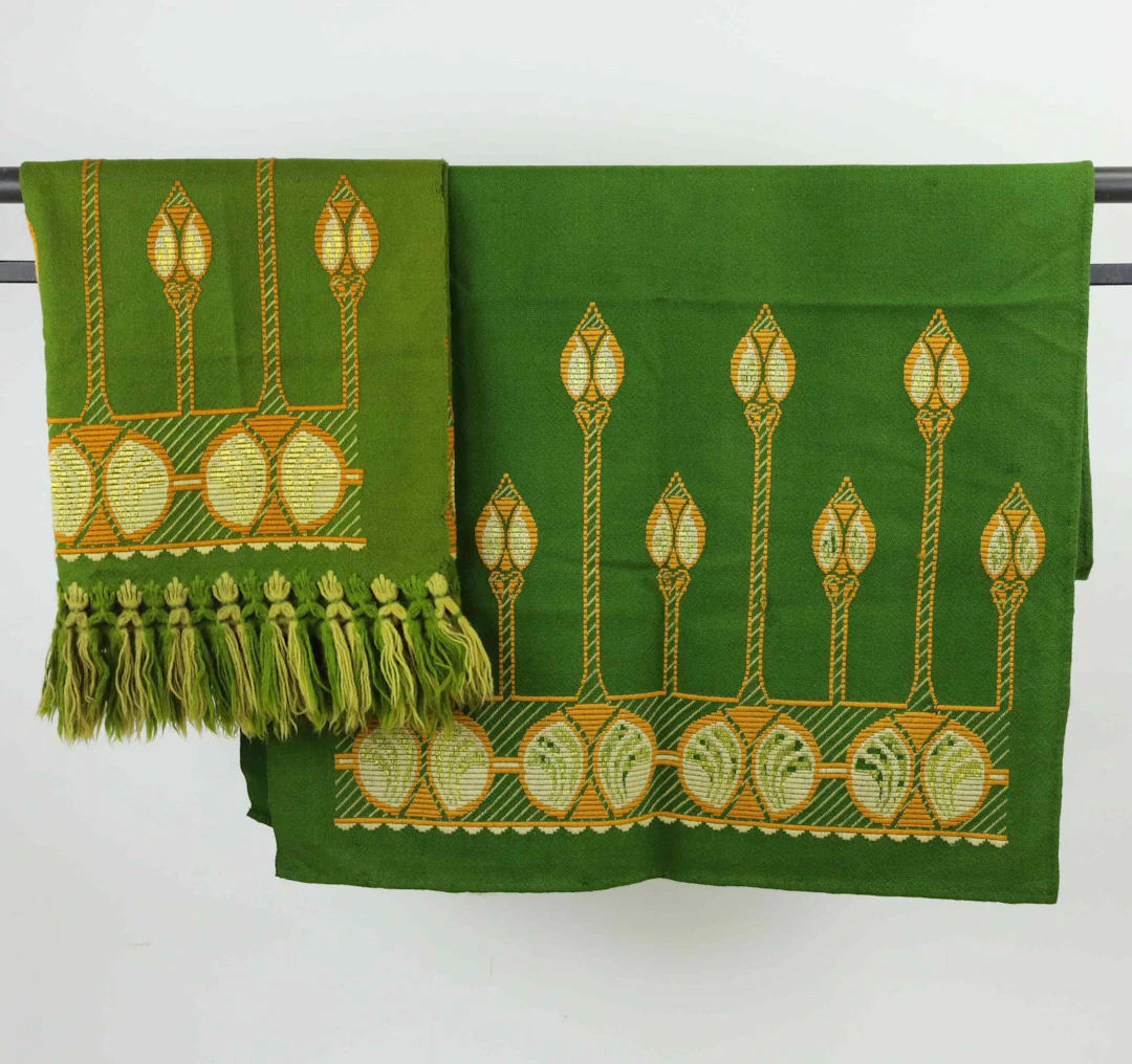 DRAPERIER/GARDINER, 4 delar, jugend, 18/1900-tal.