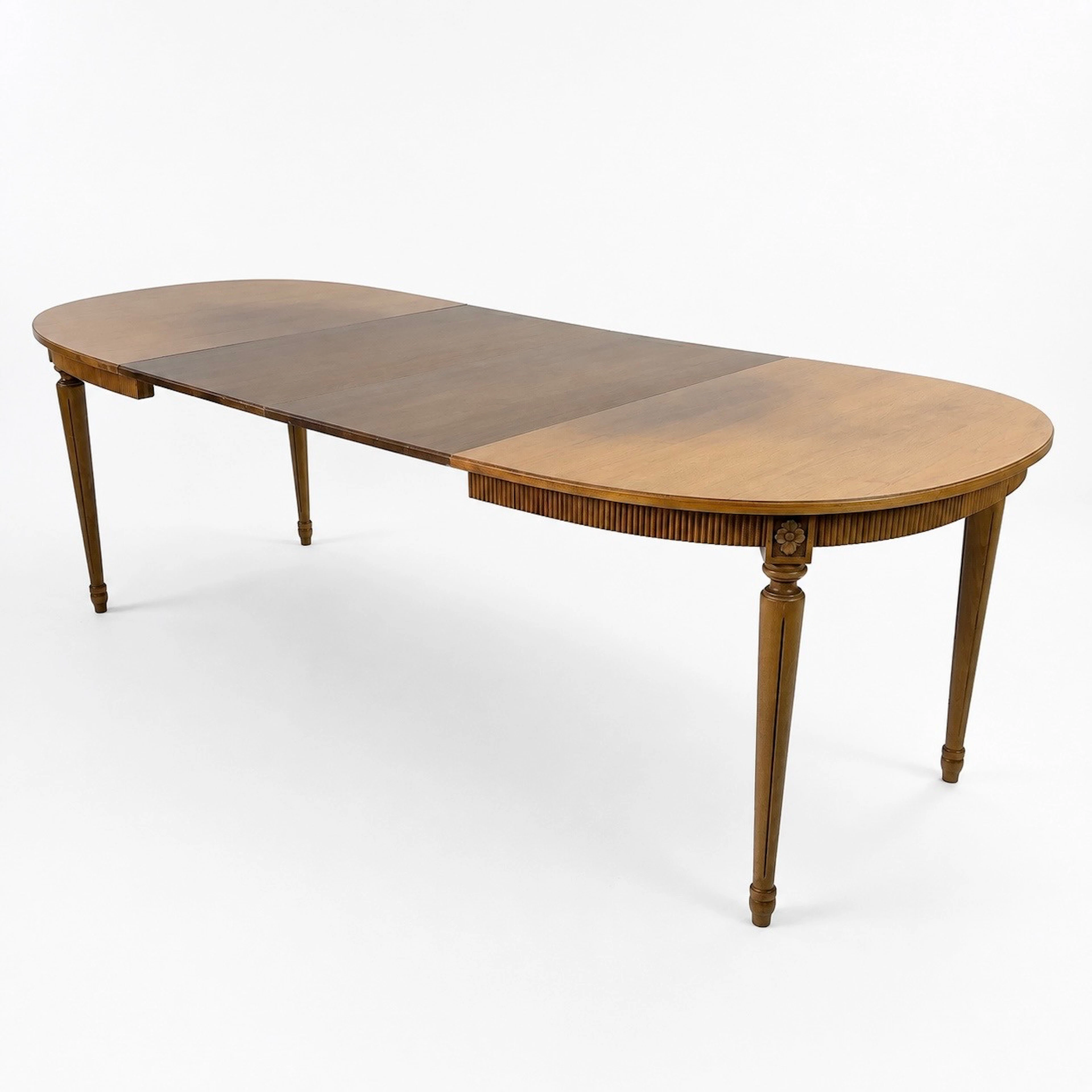 MATBORD + 2 st ILÄGGSSKIVOR, Gustaviansk stil, 1900-talets andra hälft.