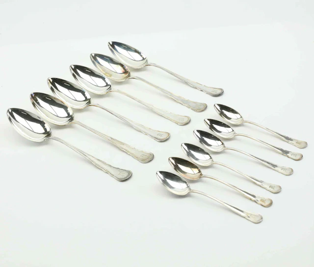DESSERTSKEDAR & KAFFESKEDAR, 12 st, silver, CG Hallberg, Stockholm, 1900-tal.