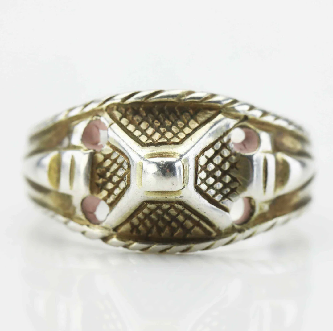 RING, sk "knoppring/knappring", förgyllt silver, Delsbo, Hälsingland