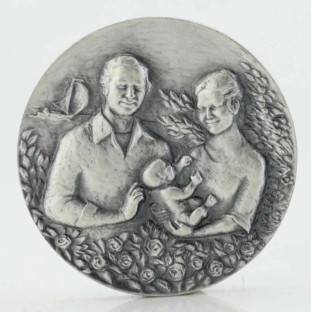 MEDALJ, silver, Prinsessan Victoria född den 14 juli 1977.