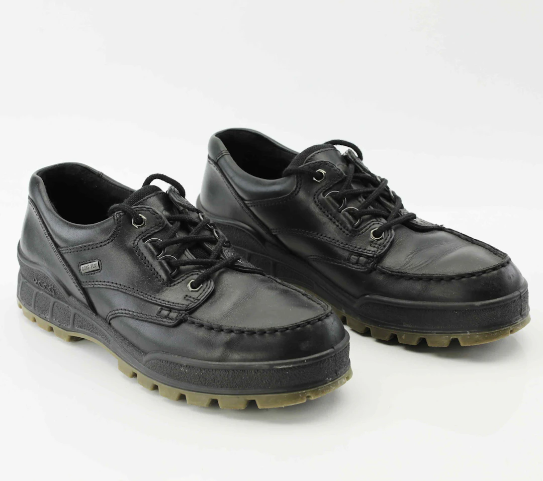SKOR, herr, stl 43, skinn, ECCO, 2000-tal.