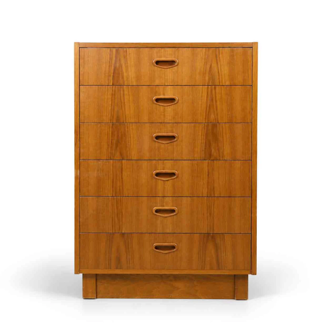 BYRÅ, teak, 1960-tal.