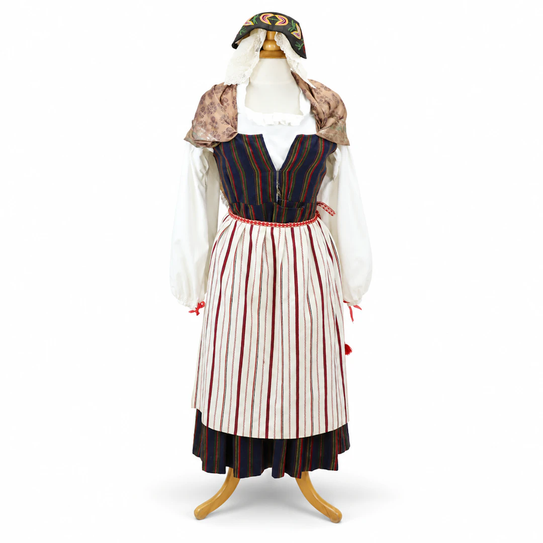 FOLKDRÄKT, dam, Rogsta, Hälsingland, 1900-tal.