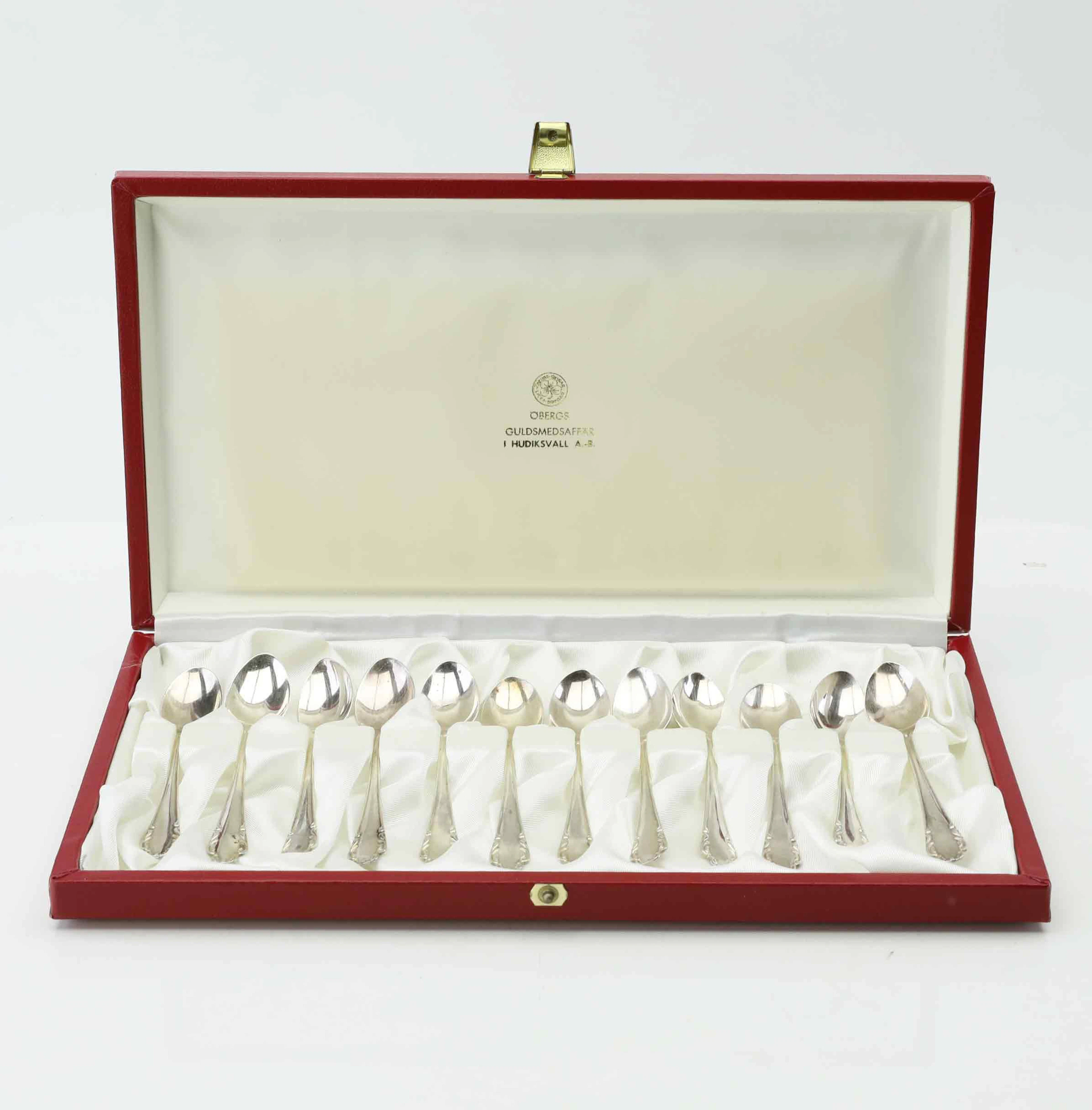 KAFFESKEDAR, 12 st, silver, modell Haga, JL Hultman, Stockholm, 1957.