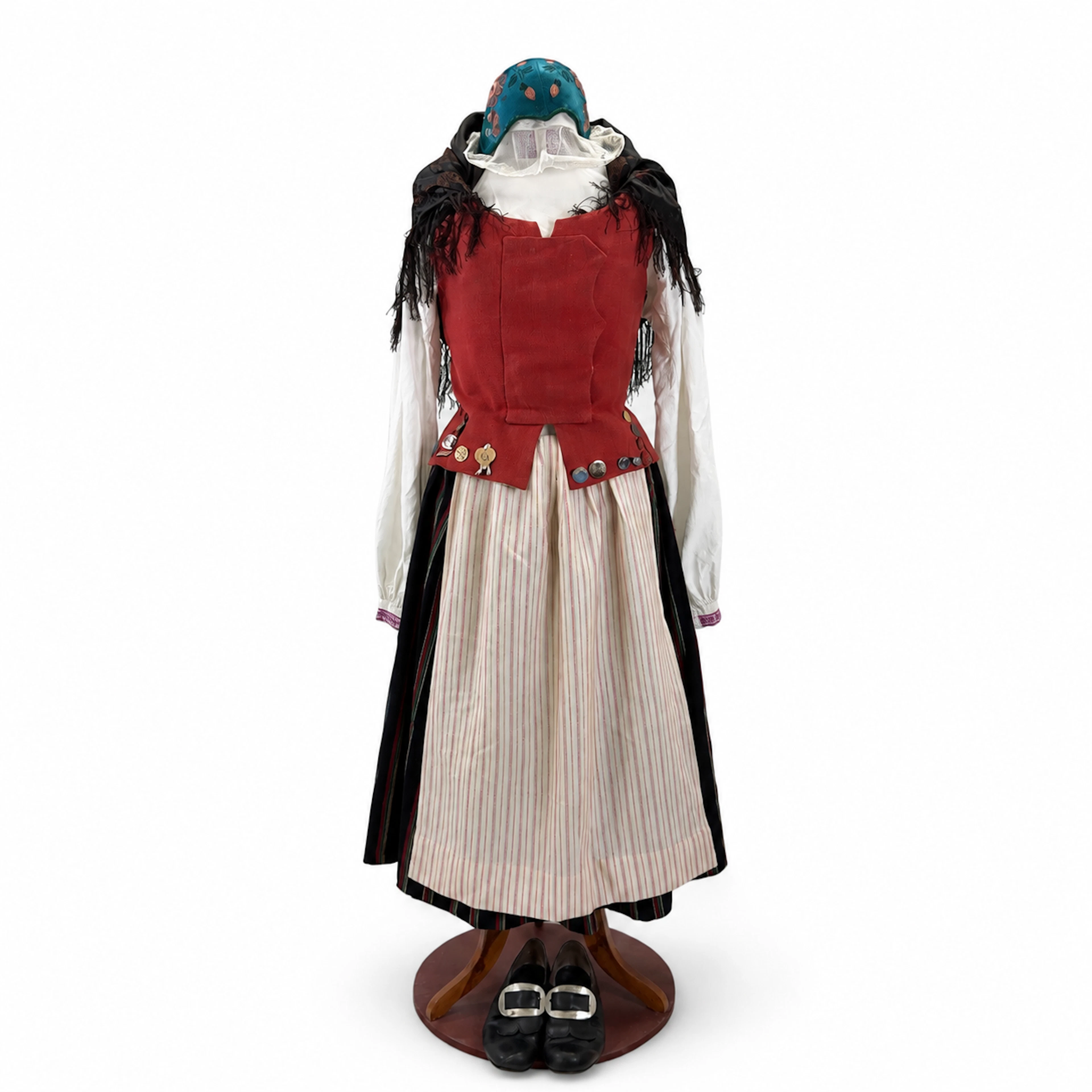 FOLKDRÄKT, Dam, Jättendal, Hälsingland, 1900-talets första hälft.