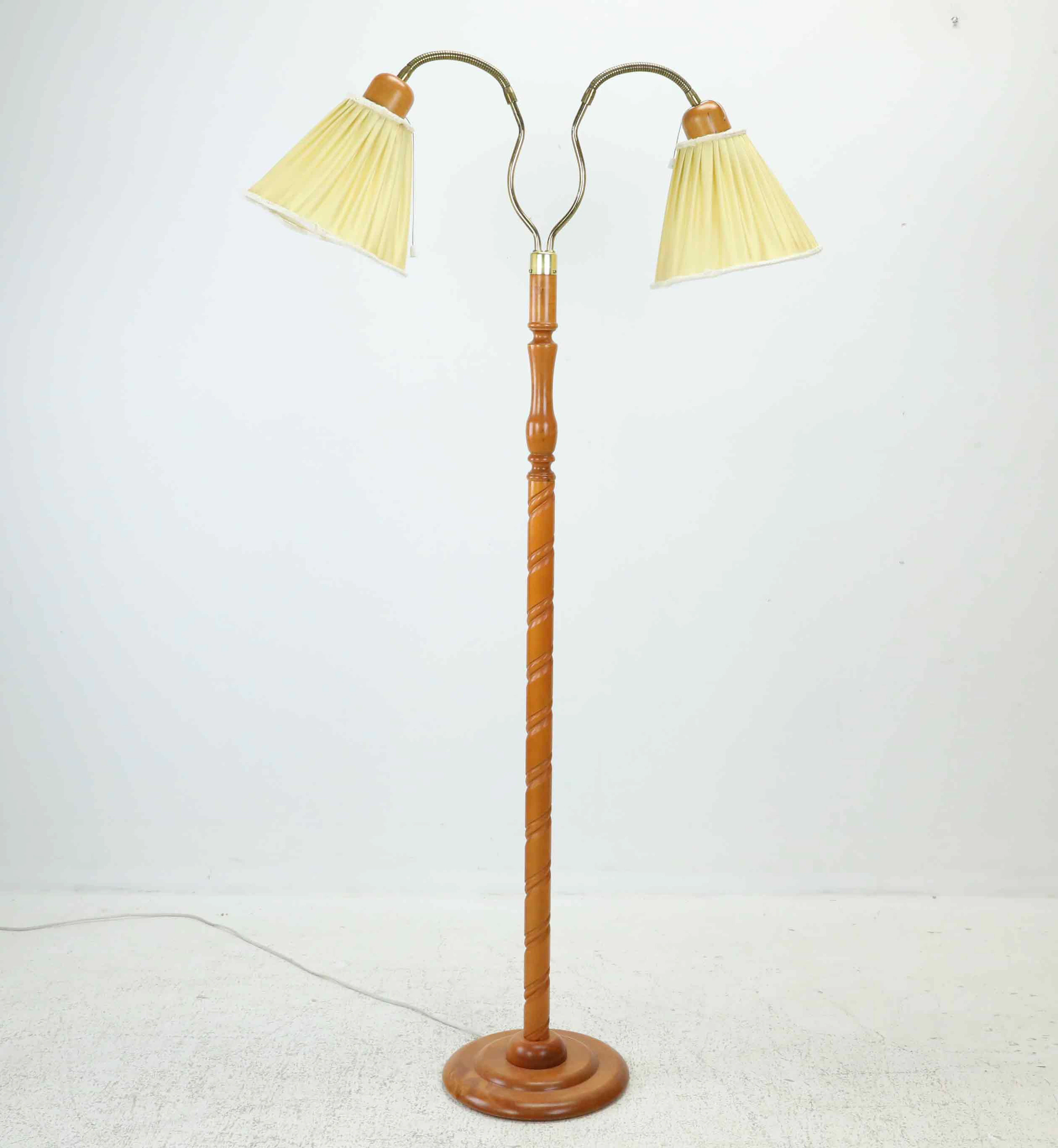 GOLVLAMPA, 2-armad, Markslöjd, Sweden, 2000-tal.