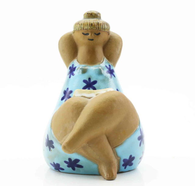LISA LARSON. Figurin, stengods, "Emma", ur serien "ABC-flickor", Gustavsberg.