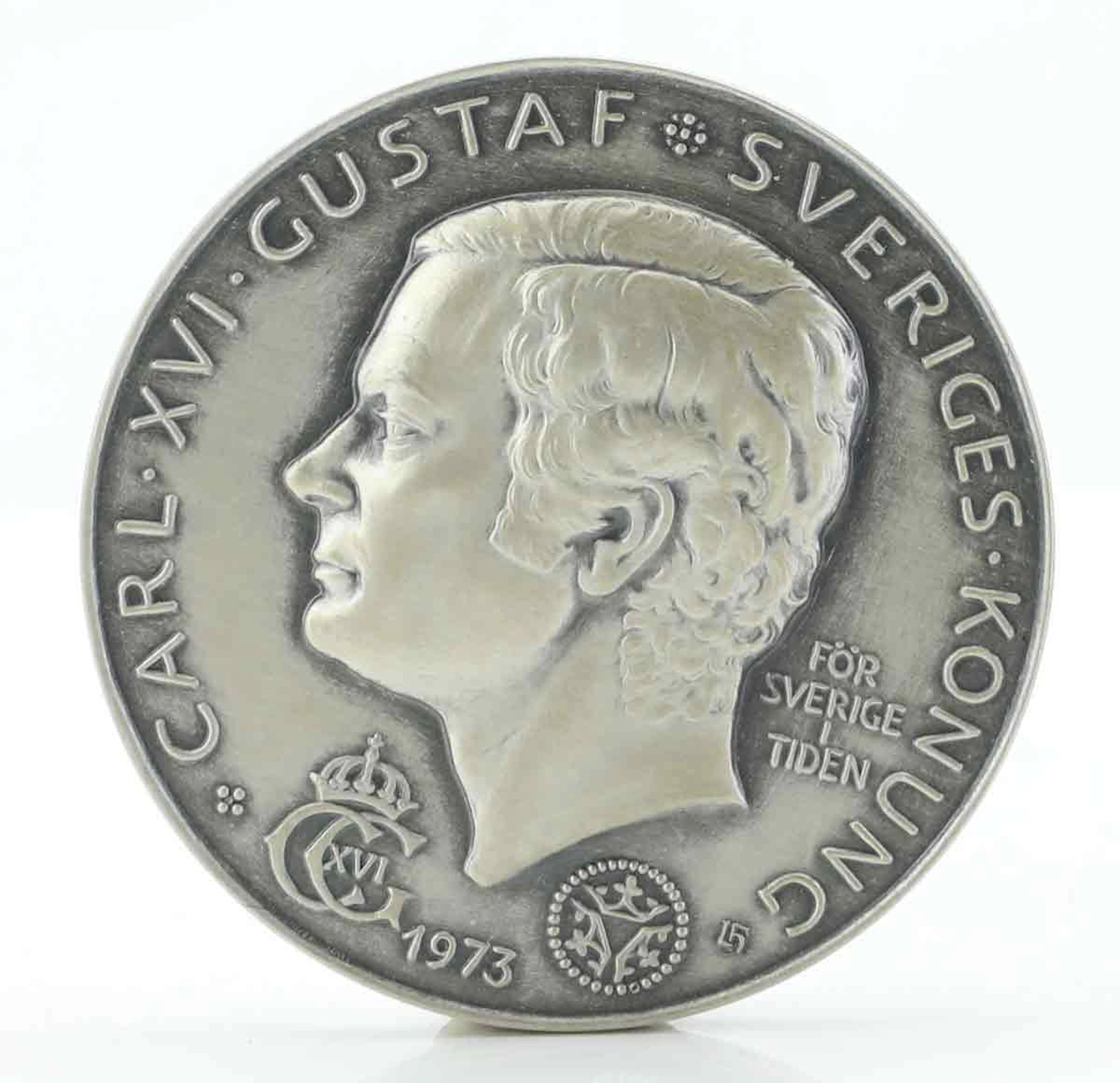 MEDALJ, silver, Tronskiftes-medaljen, Carl XVI Gustaf, Sveriges Konung 1973.
