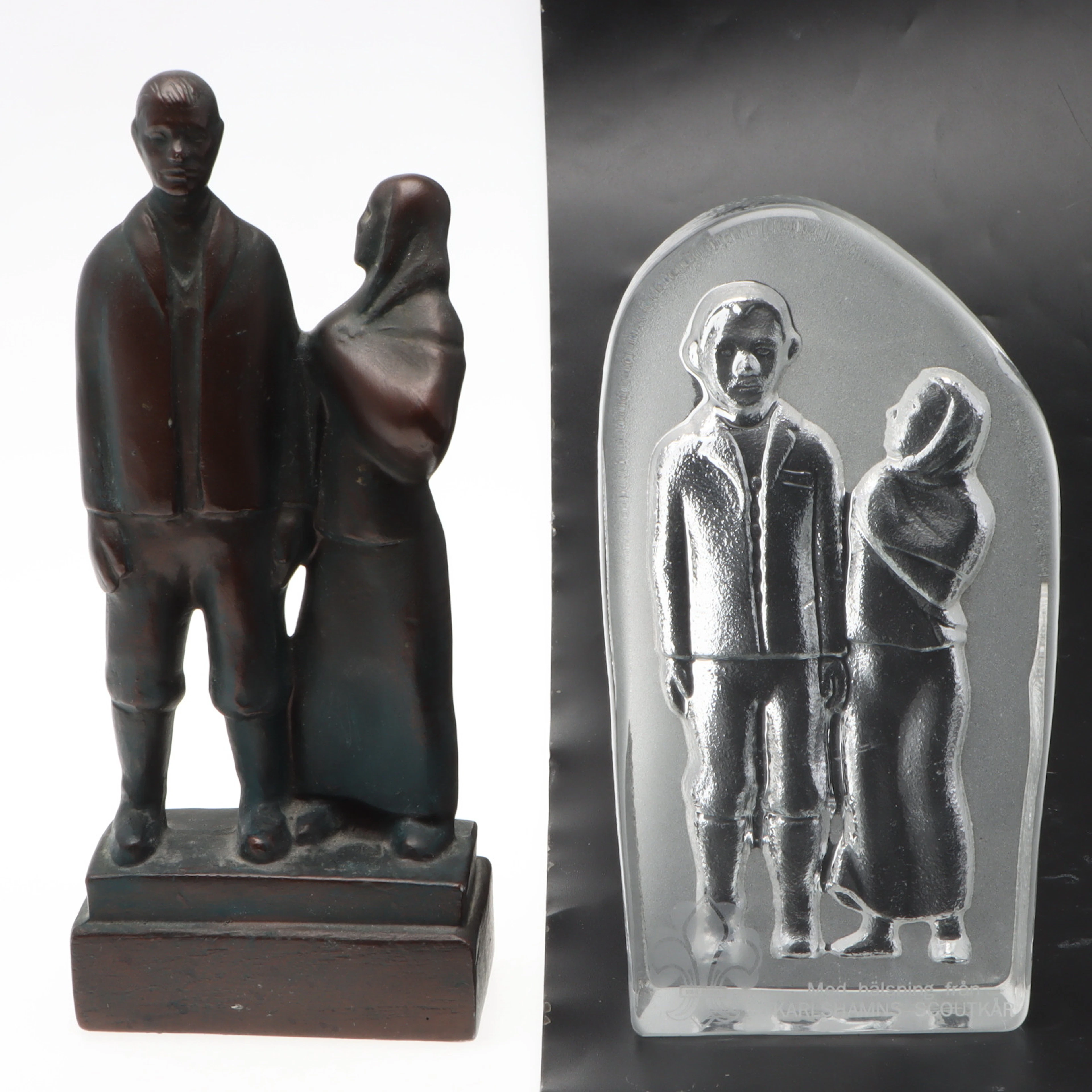 SKULPTURER, 2 st. keramik och glas, "Utvandrarna", bl.a. Axel Olsson.