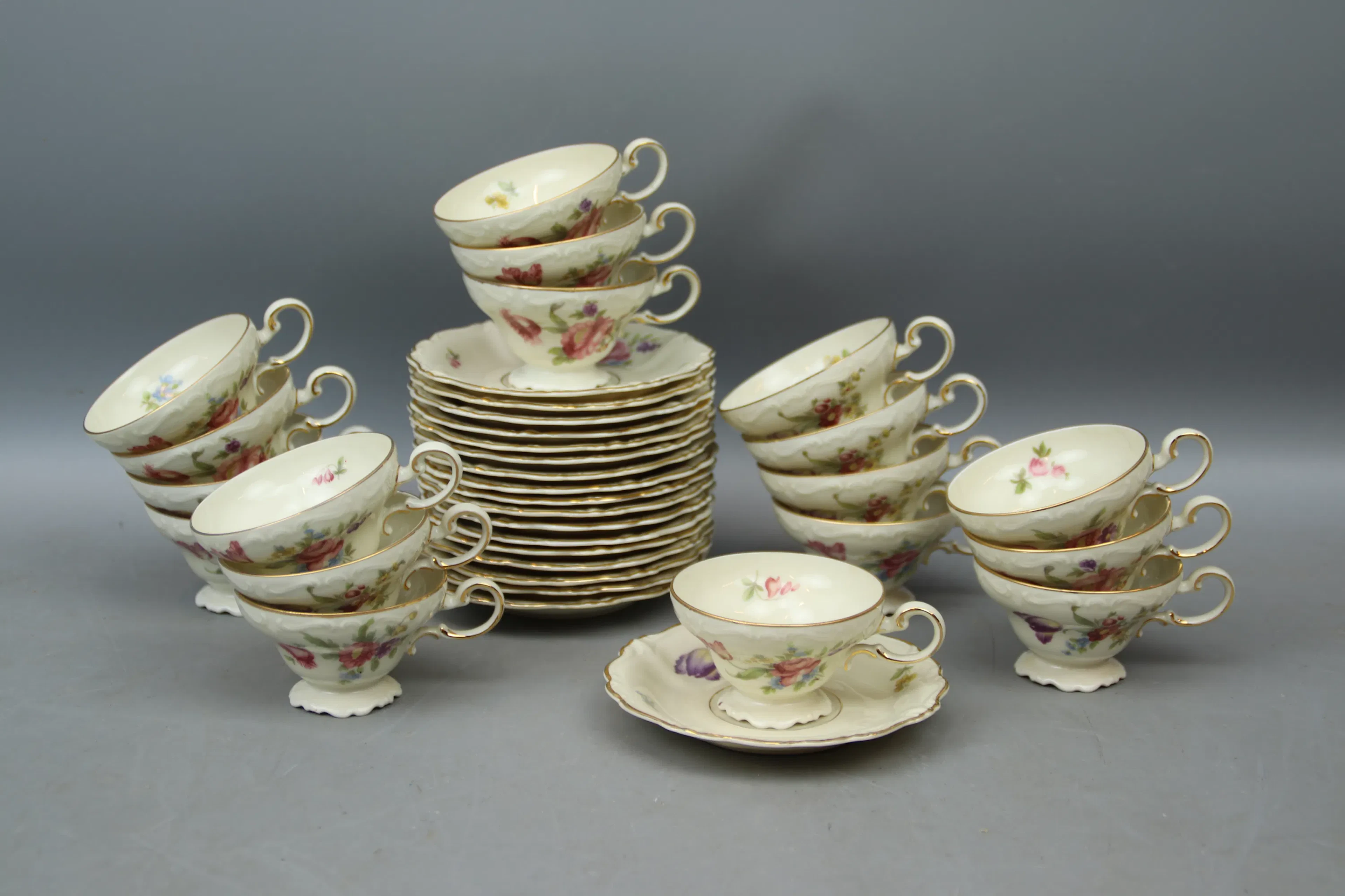 Mokka-Tafelgerät, 18 Stück, Porzellan, Pompadour, Rosenthal.