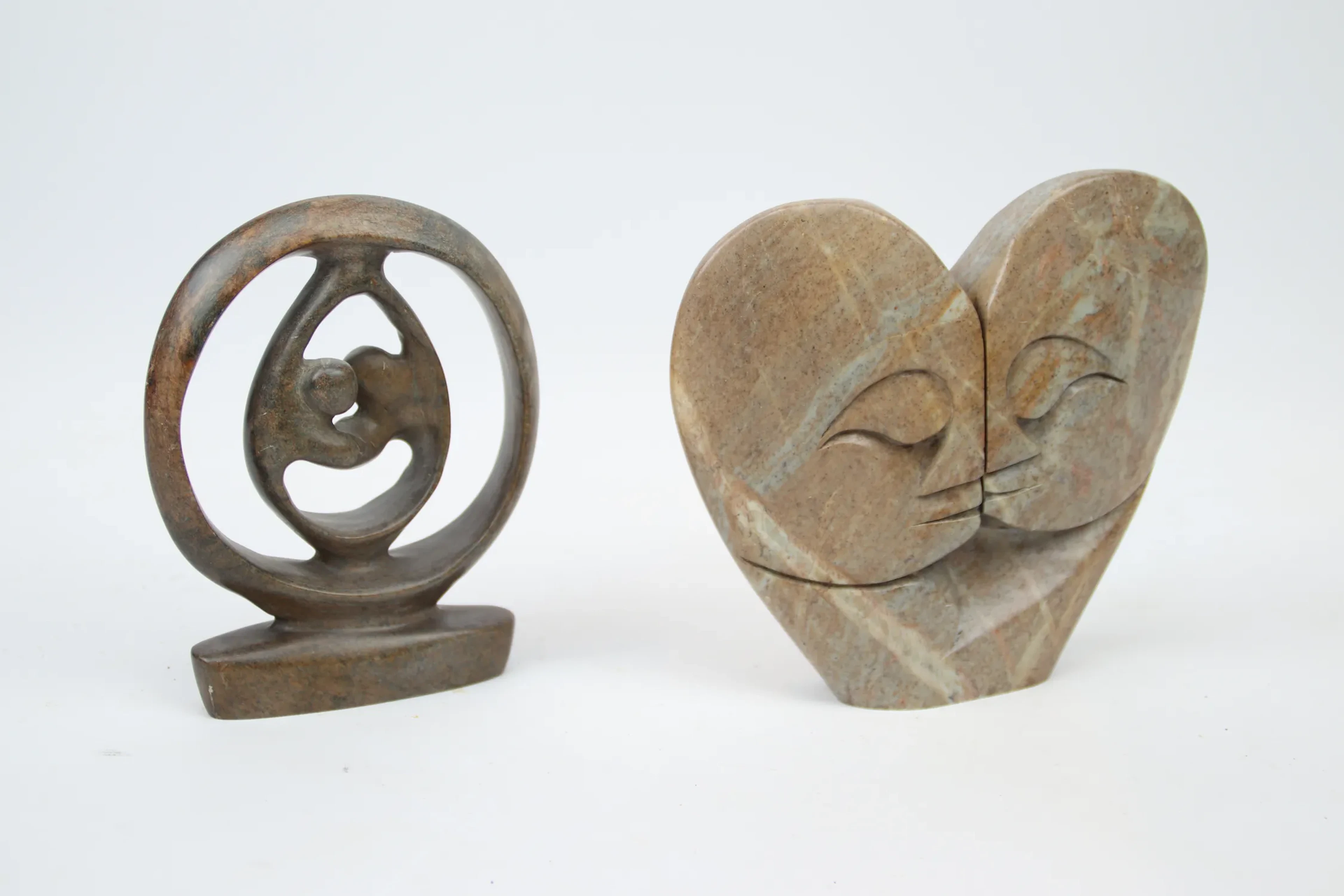 Sculture, 2 pezzi, pietra saponata, Africa.