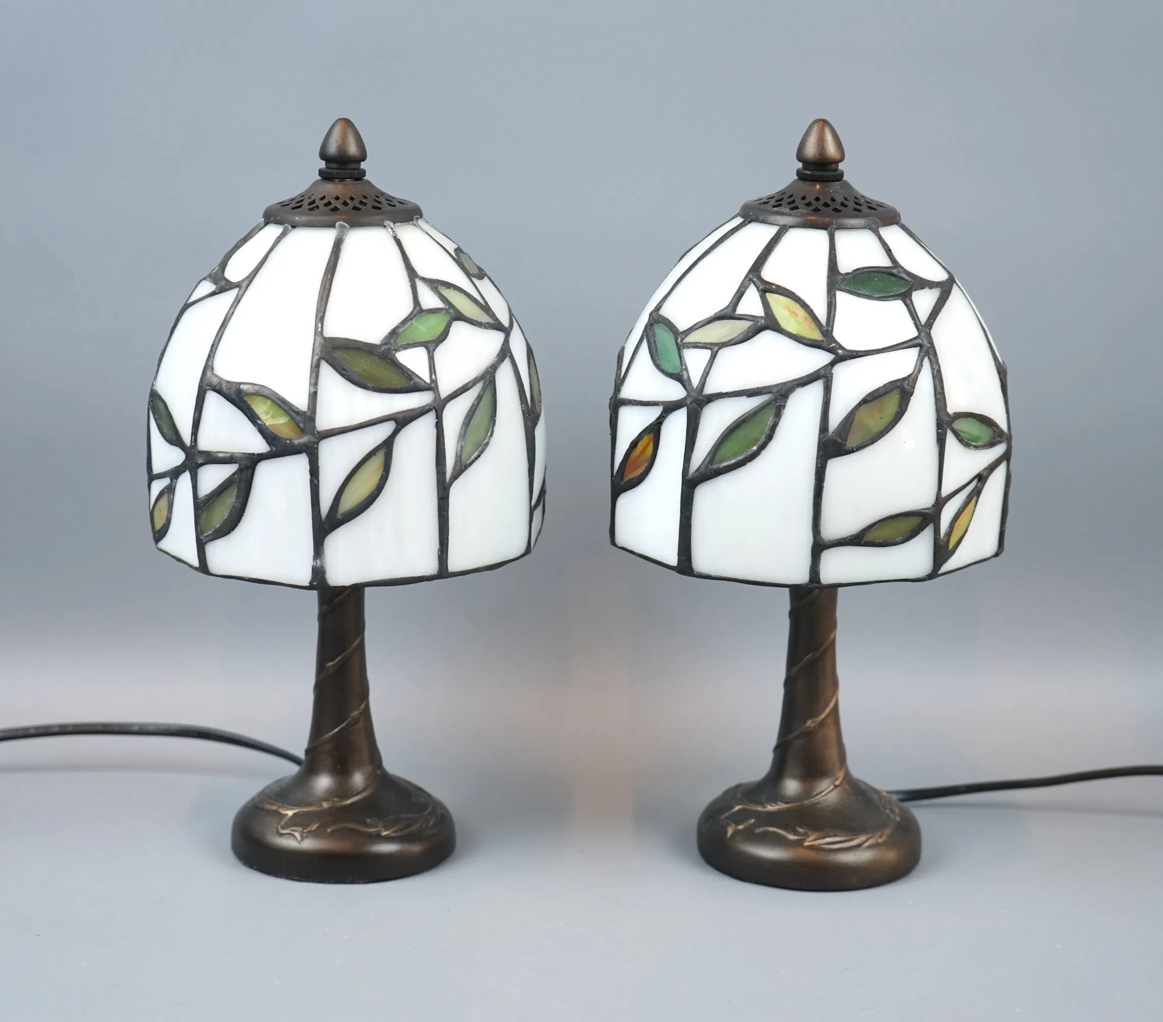 Lámparas de mesa, un par, de vidrio/metal, estilo Tiffany, ''Birch B97''', Nostalgia
