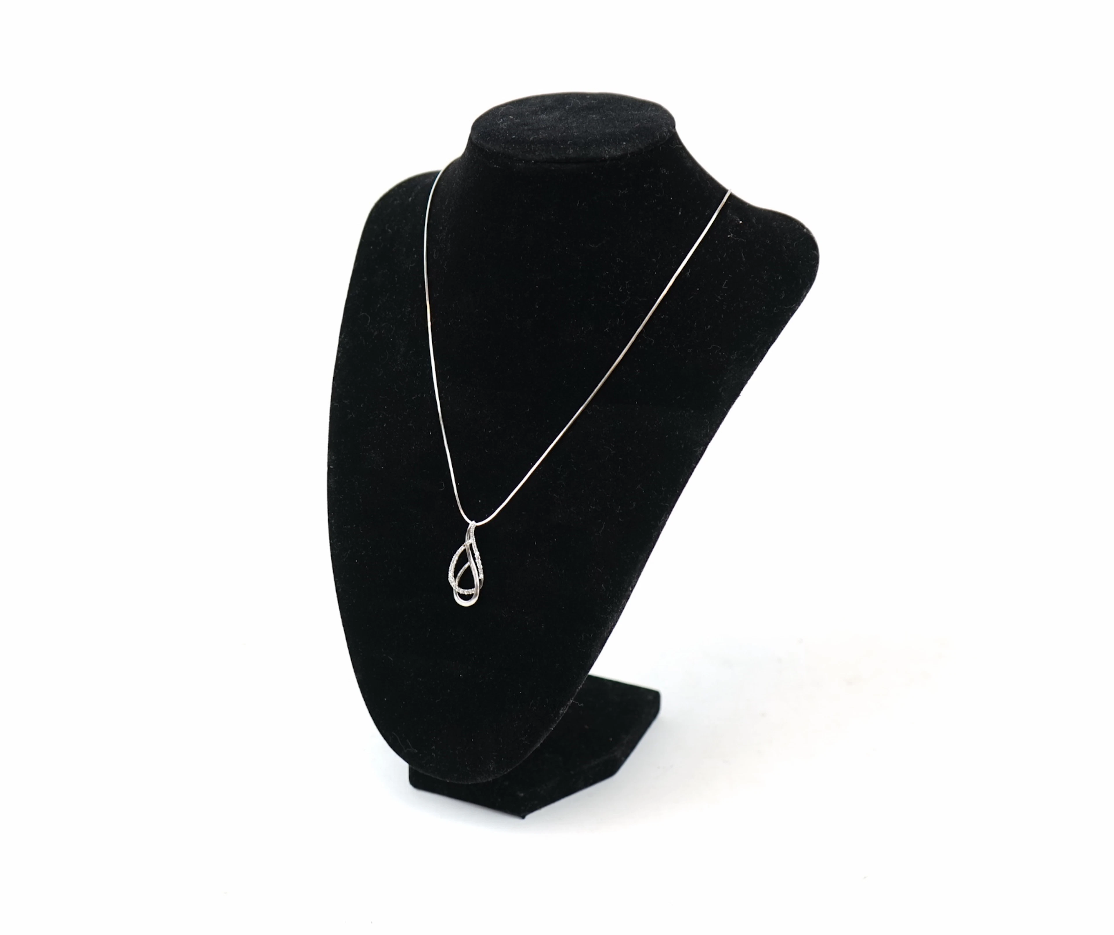 Collana con ciondolo, argento sterling 925/pietre di vetro.