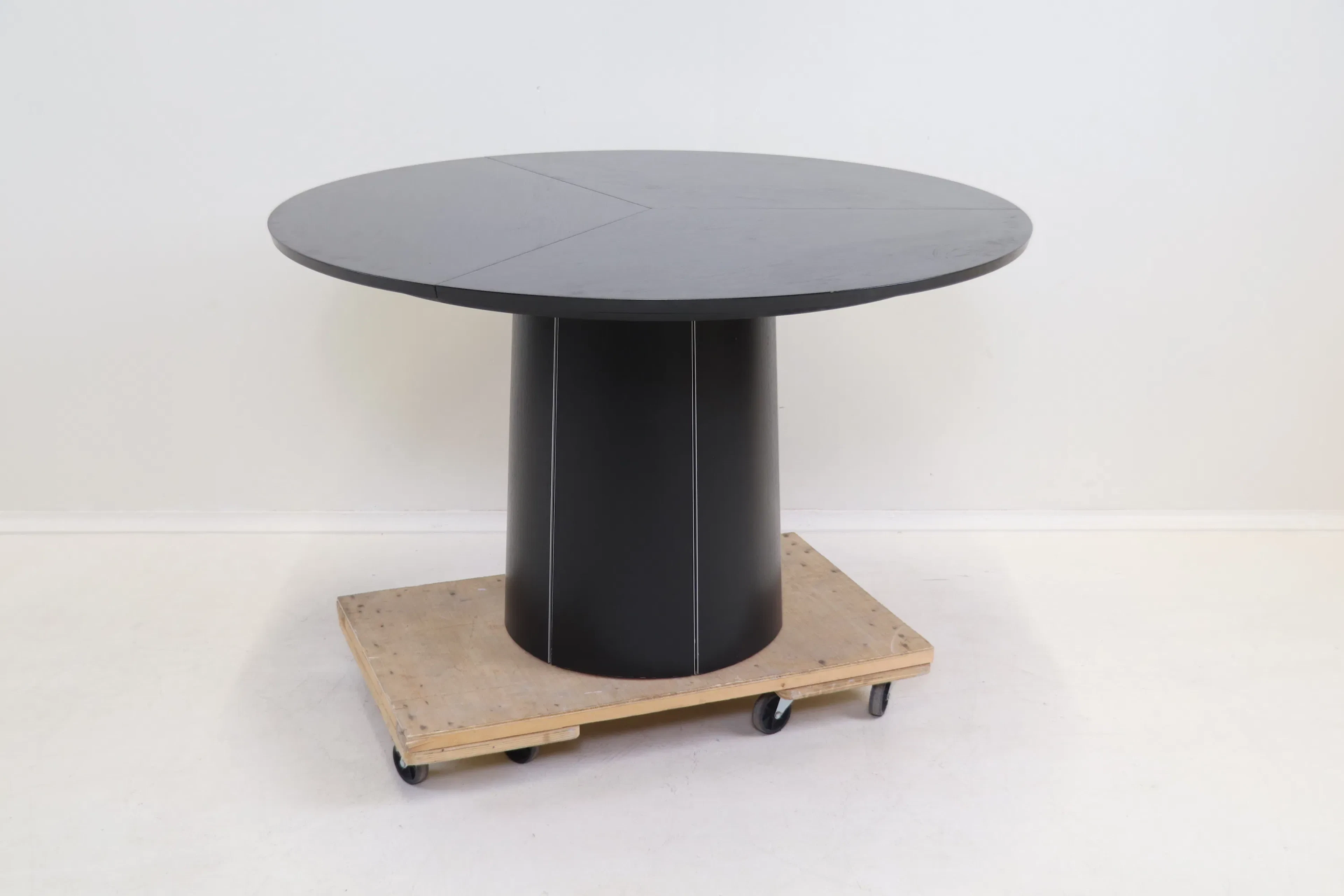 Dining table, fold-out, wood, "SM33", Skovby.