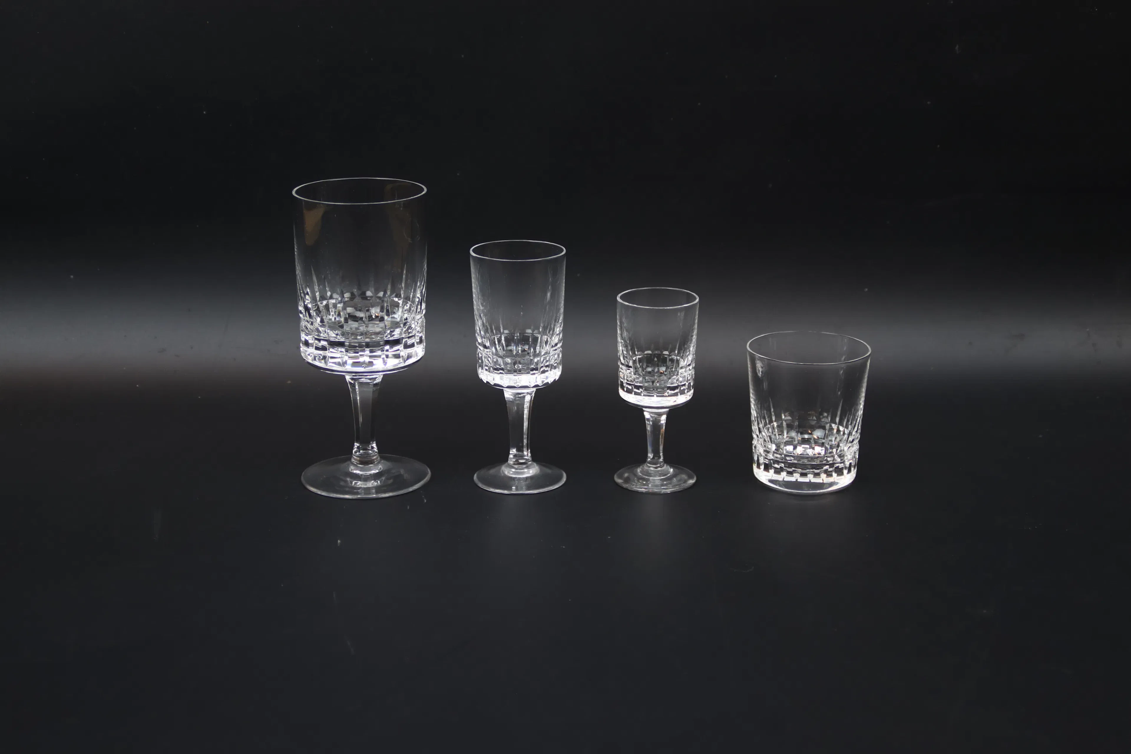 Glasservis, 56 delar.