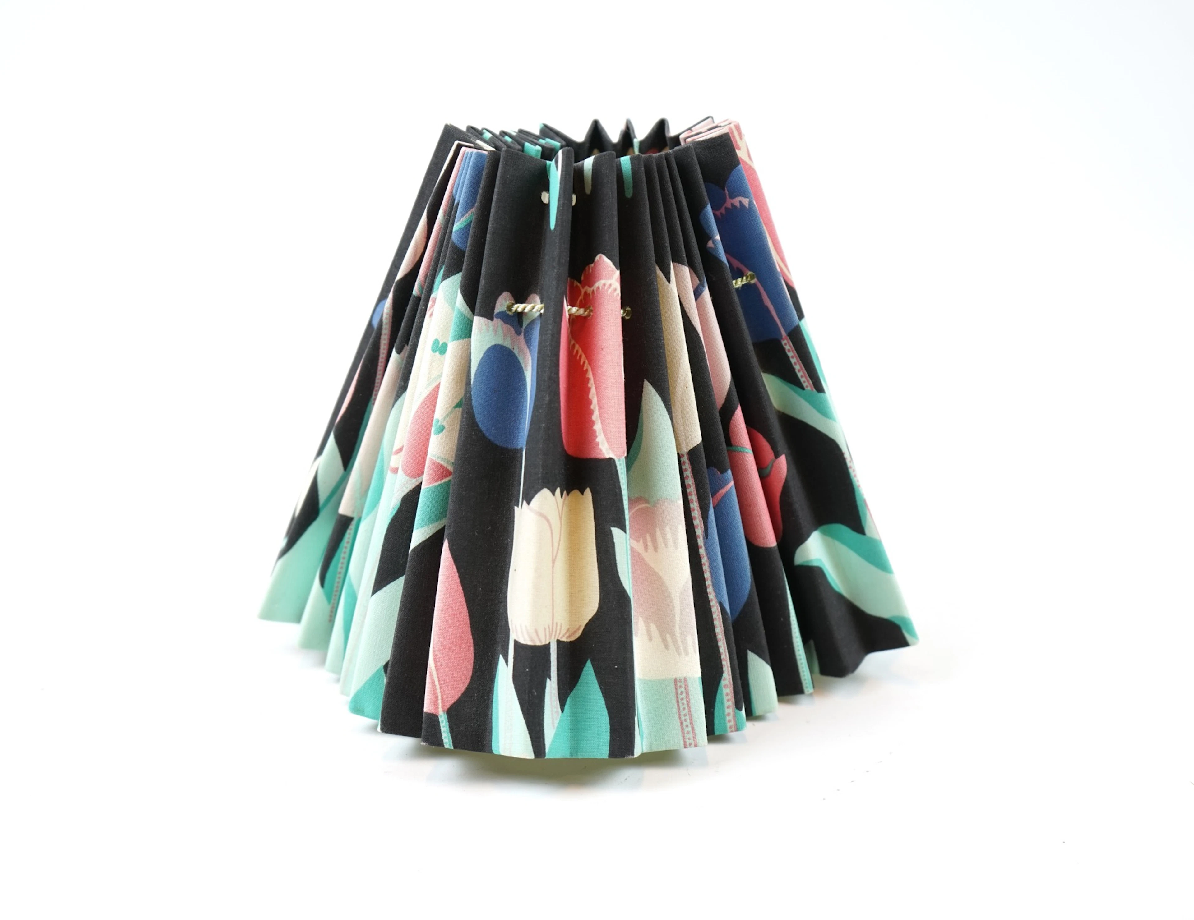 Josef Frank, un paralume, tessile, ''Tulip'', Firma Svenskt Tenn.