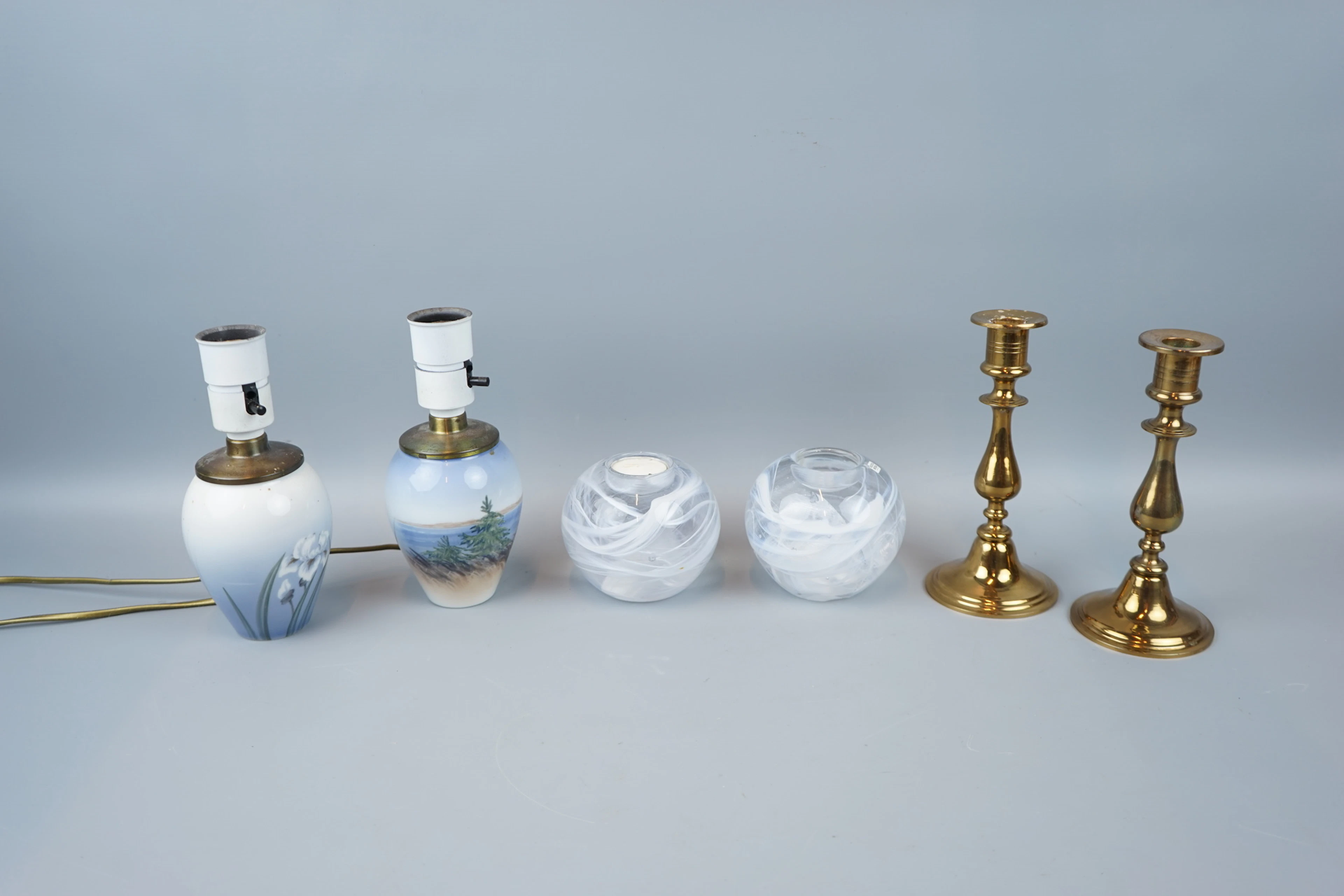 Lampade da tavolo, portacandele e candelieri, 3 coppie, porcellana/vetro/ottone
