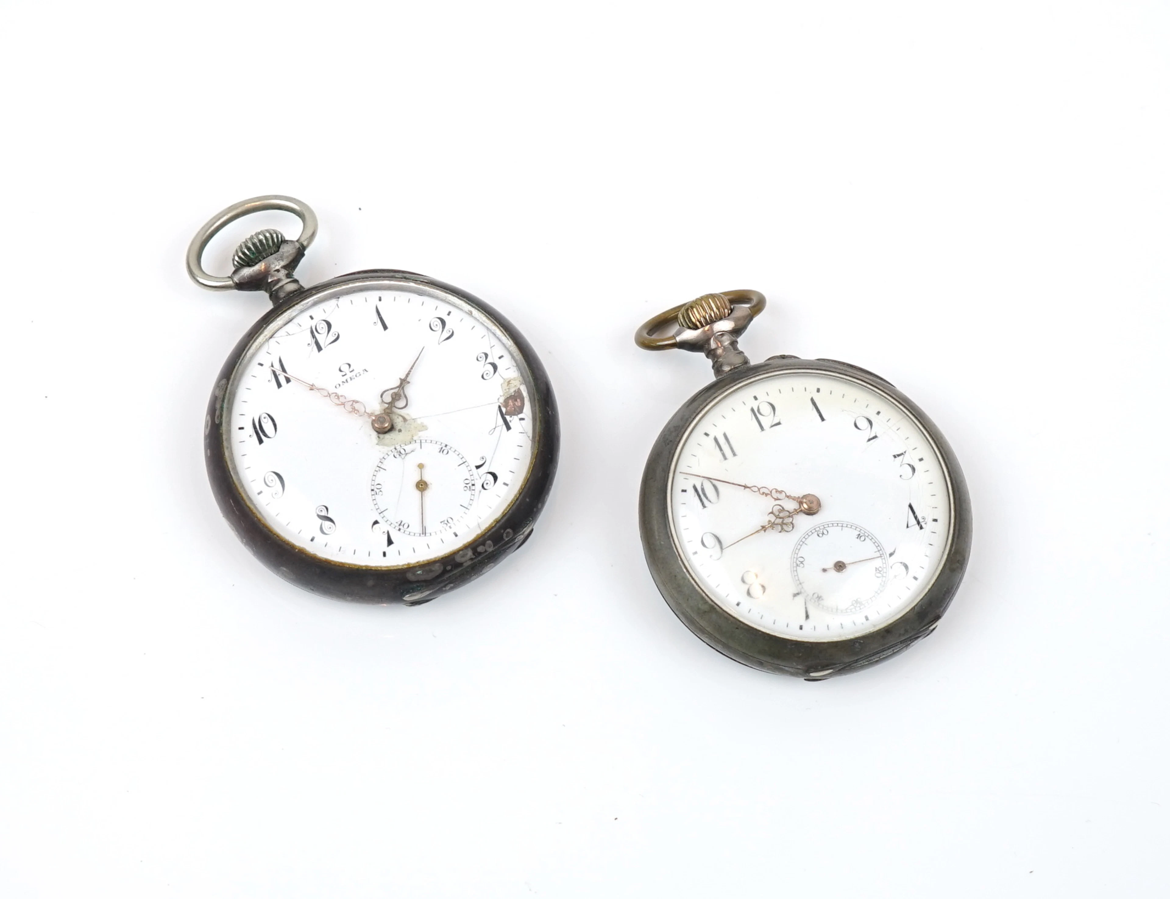 Relojes de bolsillo, 2 piezas, 800 plateados, incluyendo Omega.