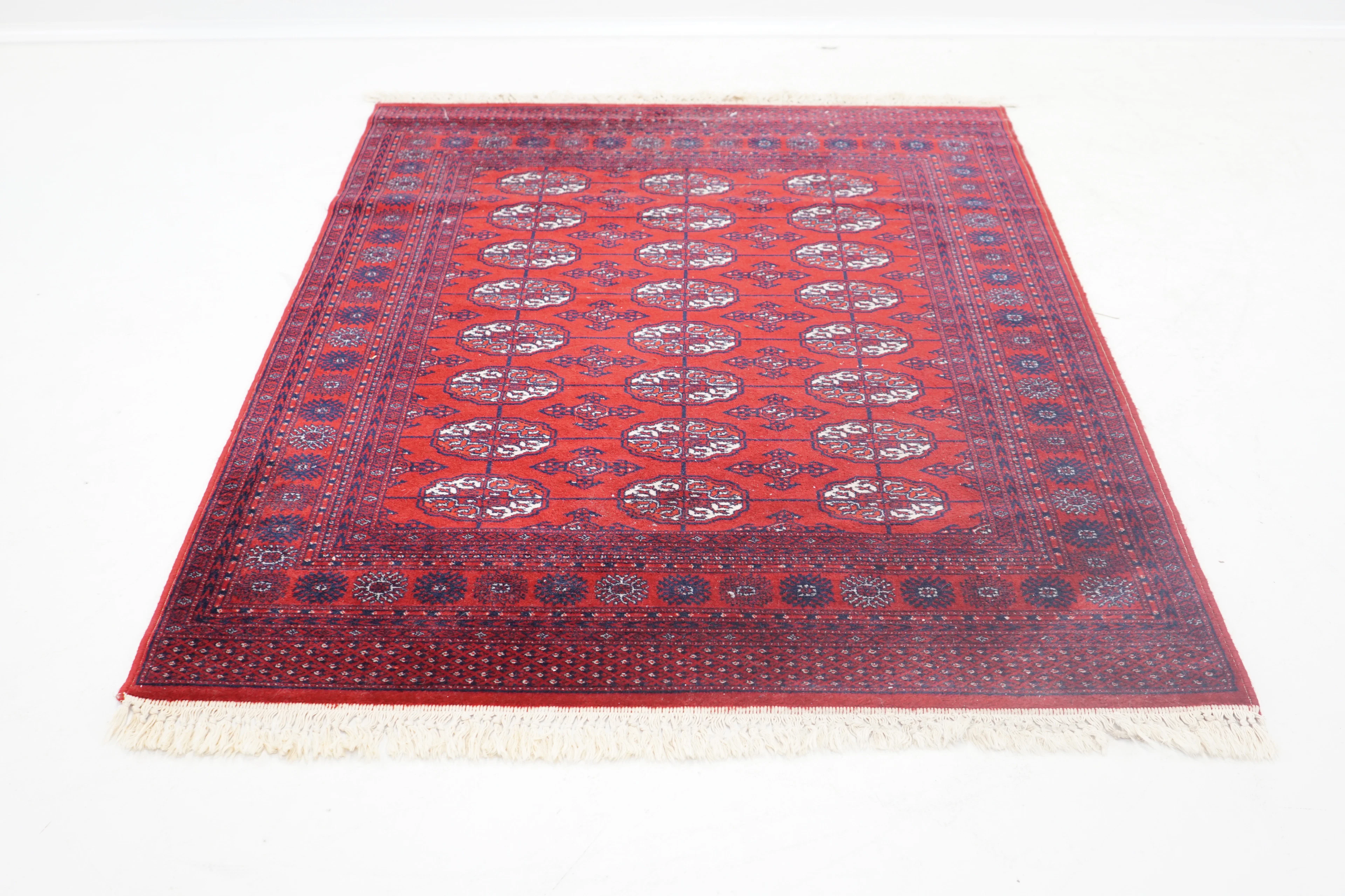 Teppich, Pakistan, Wolle, handgeknüpft.