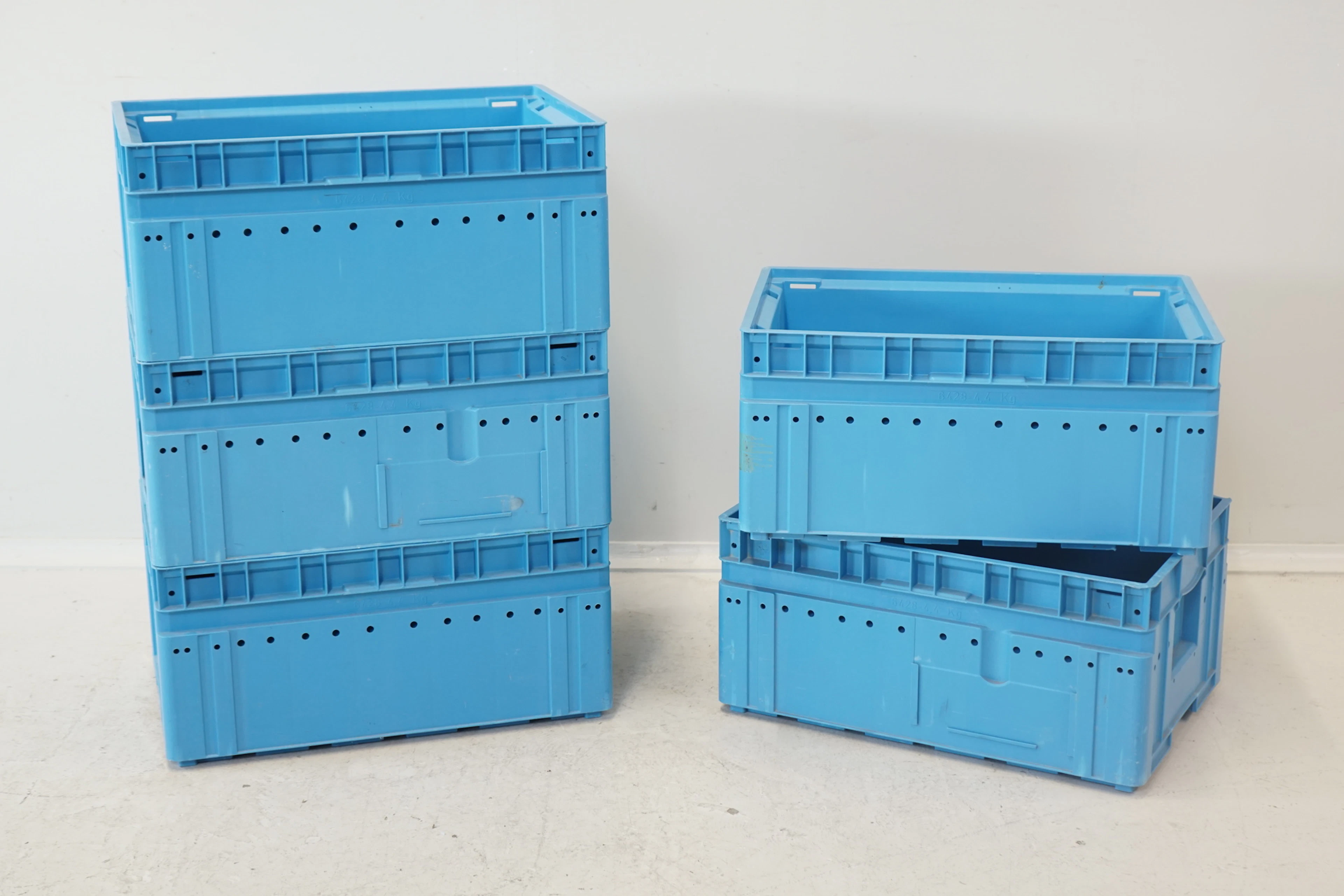 Plastic crates, 6 pcs, marked Ford.