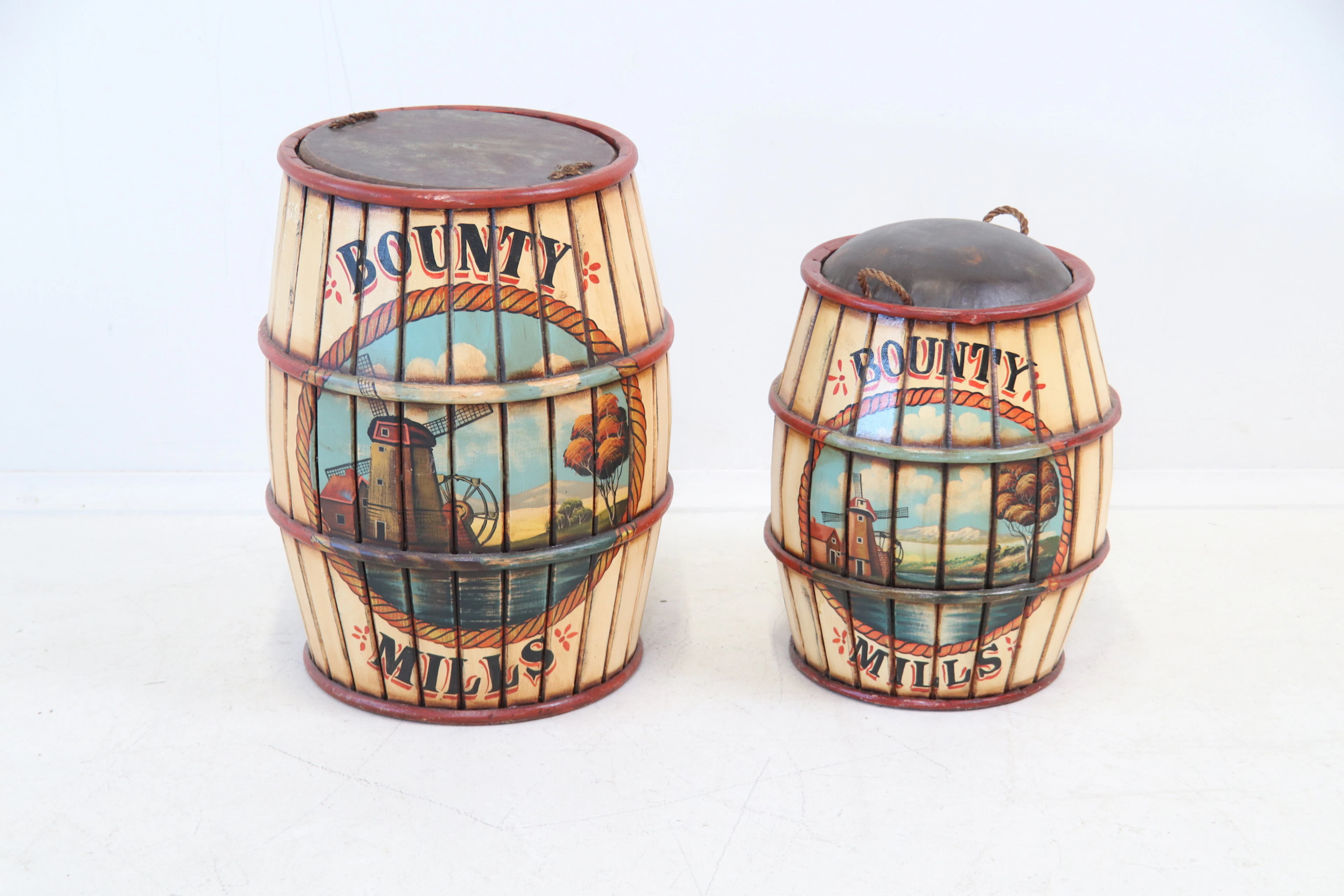 Canons, 2 pièces, cuir en bois/artificiel.