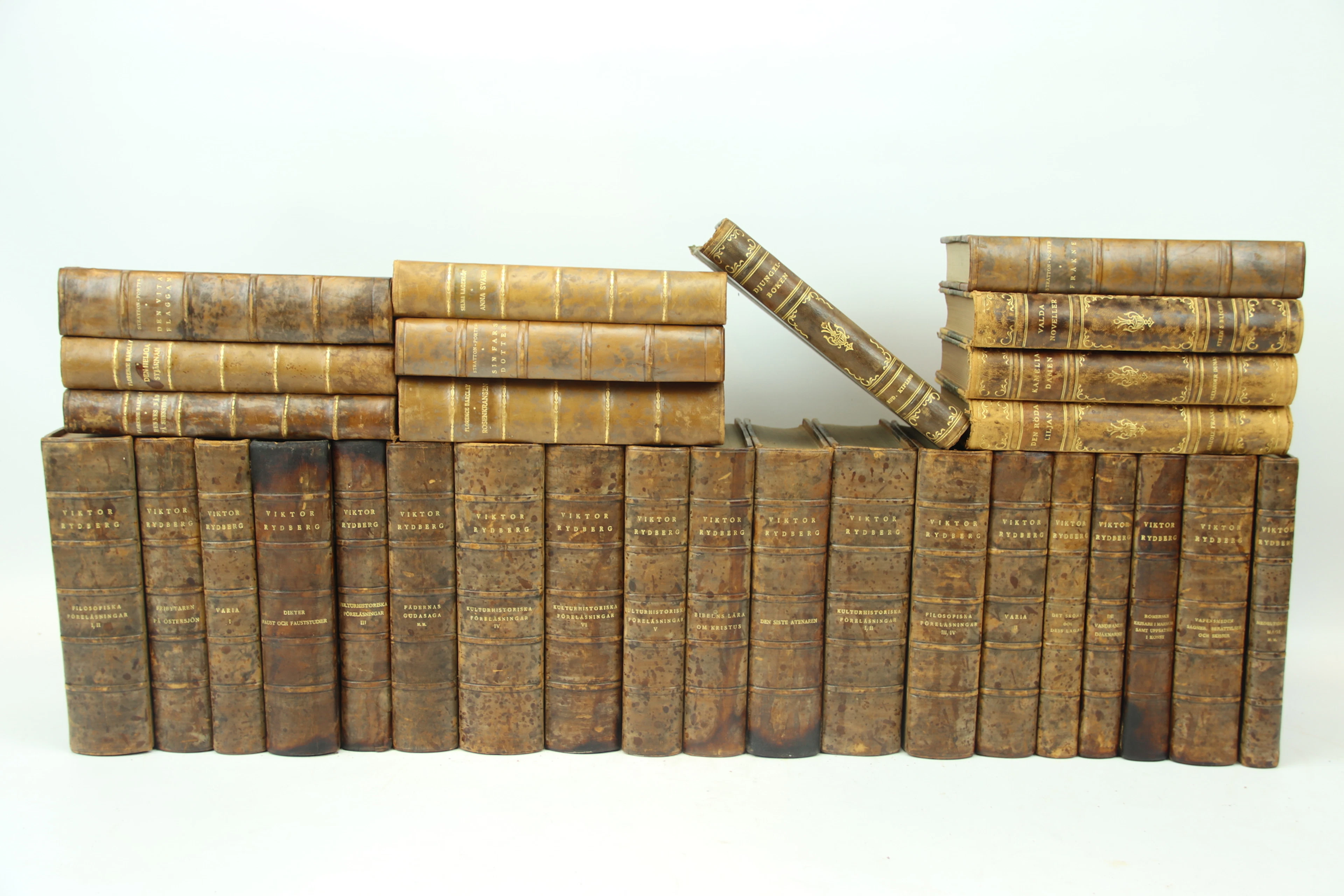 Livres décoratifs, 30 pièces, dont Viktor Rydberg et Le Livre de la jungle par
