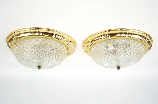 Ceiling plafonds, one pair, glass/metal.