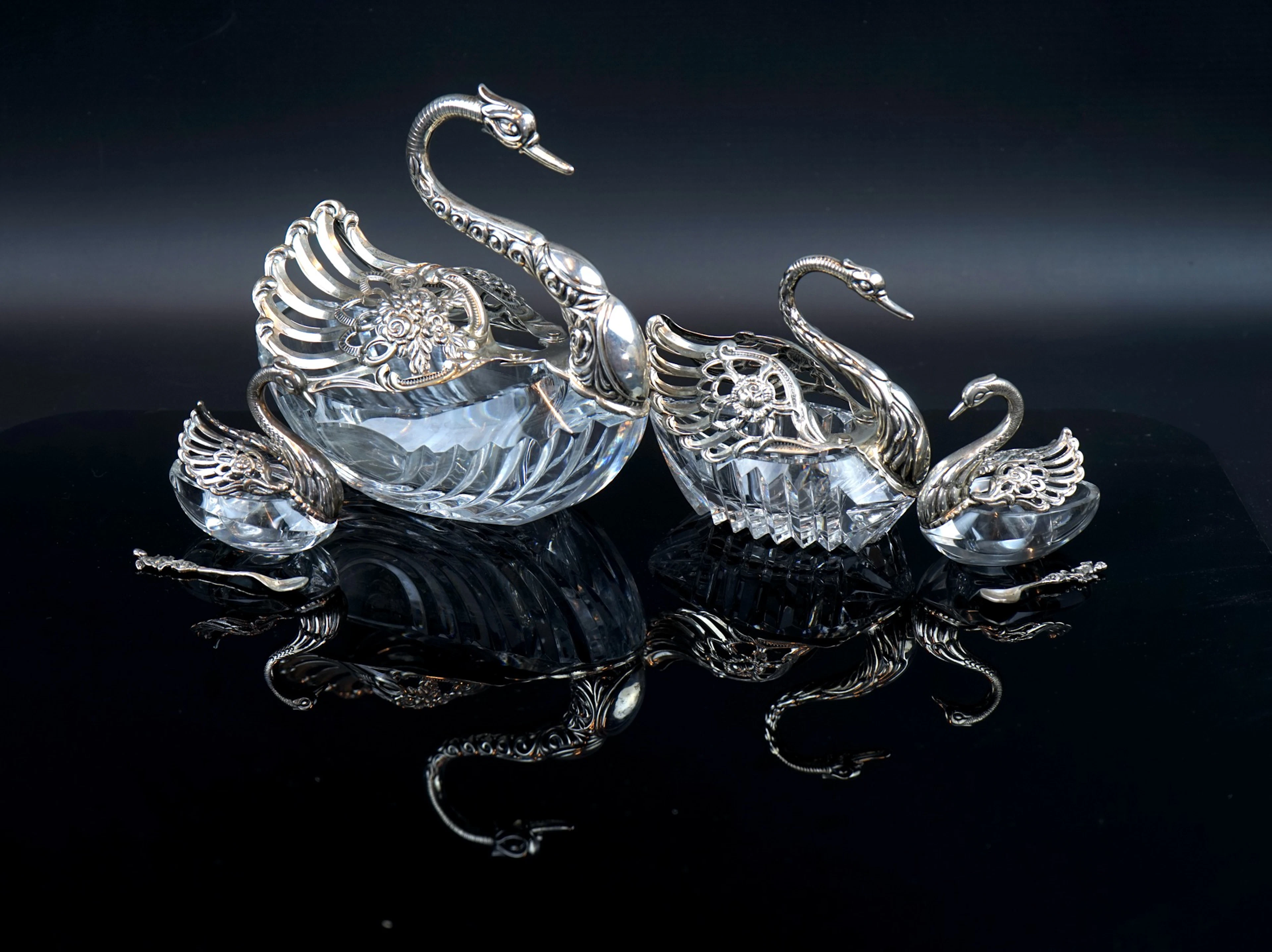 Ciotole a cigno/saliere, 4 pezzi, vetro/argento 835.